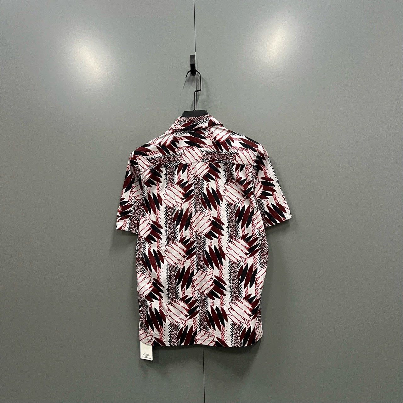 Prada prada leaf print short sleeve shirt xs Size US XS / EU 42 / 0 - 2 Thumbnail