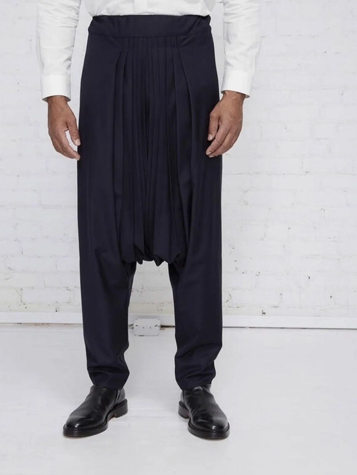 image of Hed Mayner Pleated Black Trousers Sz.36, Men's