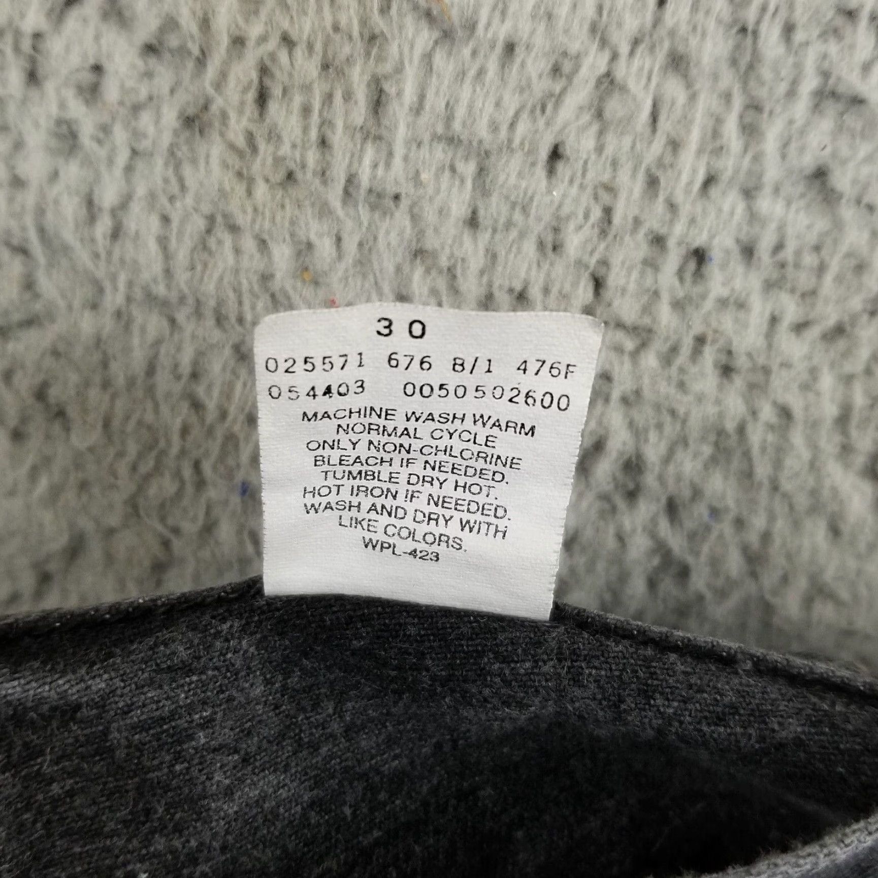 Levi's VINTAGE Levi's 505 Jeans Men 36X30 Dark Denim Black Relaxed Fit Canadian Made Size US 36 / EU 52 - 4 Thumbnail
