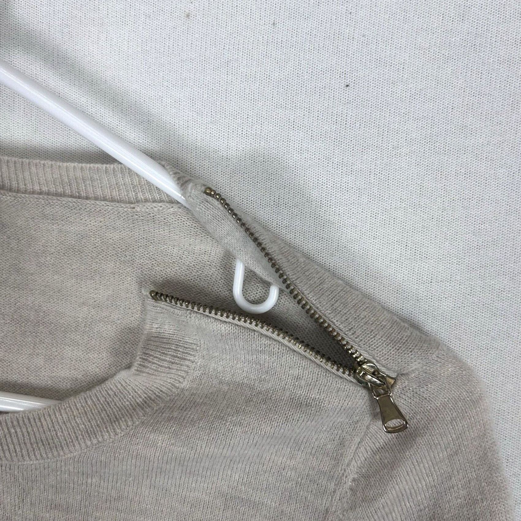 Talbots Talbots Colorblock Crew Neck Lightweight Lambswool Blend Sweater XS Women Long Sleeve Gray Size XS / US 0-2 / IT 36-38 - 5 Thumbnail