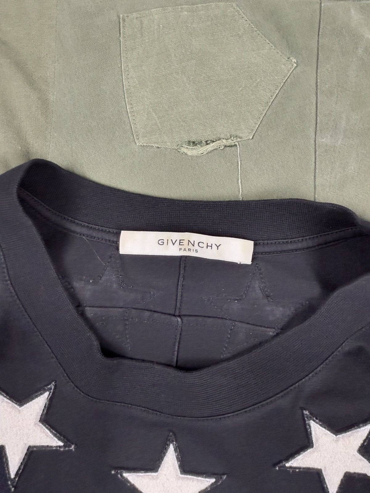 Givenchy Star Embroidered Shirt Size US M / EU 48-50 / 2 - 4 Thumbnail