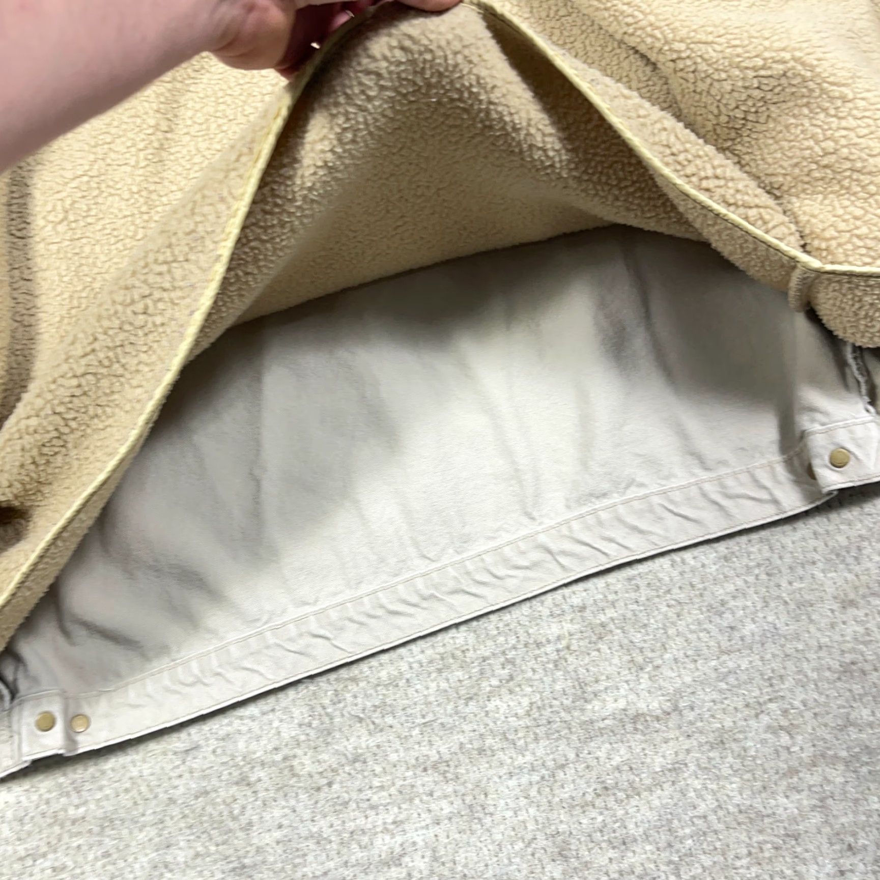 Vintage VINTAGE L.L. Bean Vest Shirt Mens 2XL Tan Beige Canvas Sherpa Lined 90s 80s Outdoor Utility Pockets Stand-Up Collar 2XL Men Size US XXL / EU 58 / 5 - 6 Thumbnail