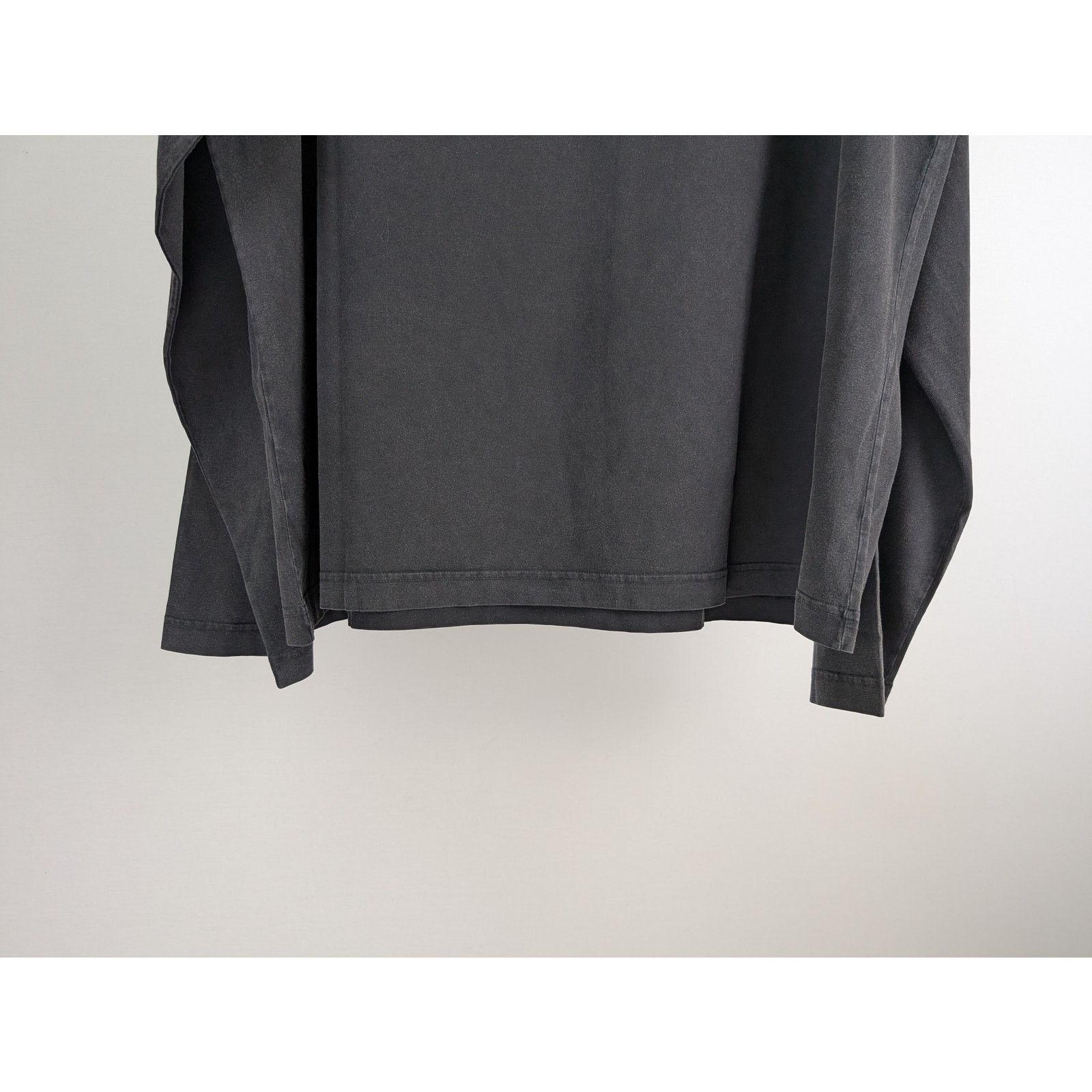 Vetements o1rshd1 Dollar Bill Long sleeve S T-Shirt in Black Size US L / EU 52-54 / 3 - 11 Thumbnail