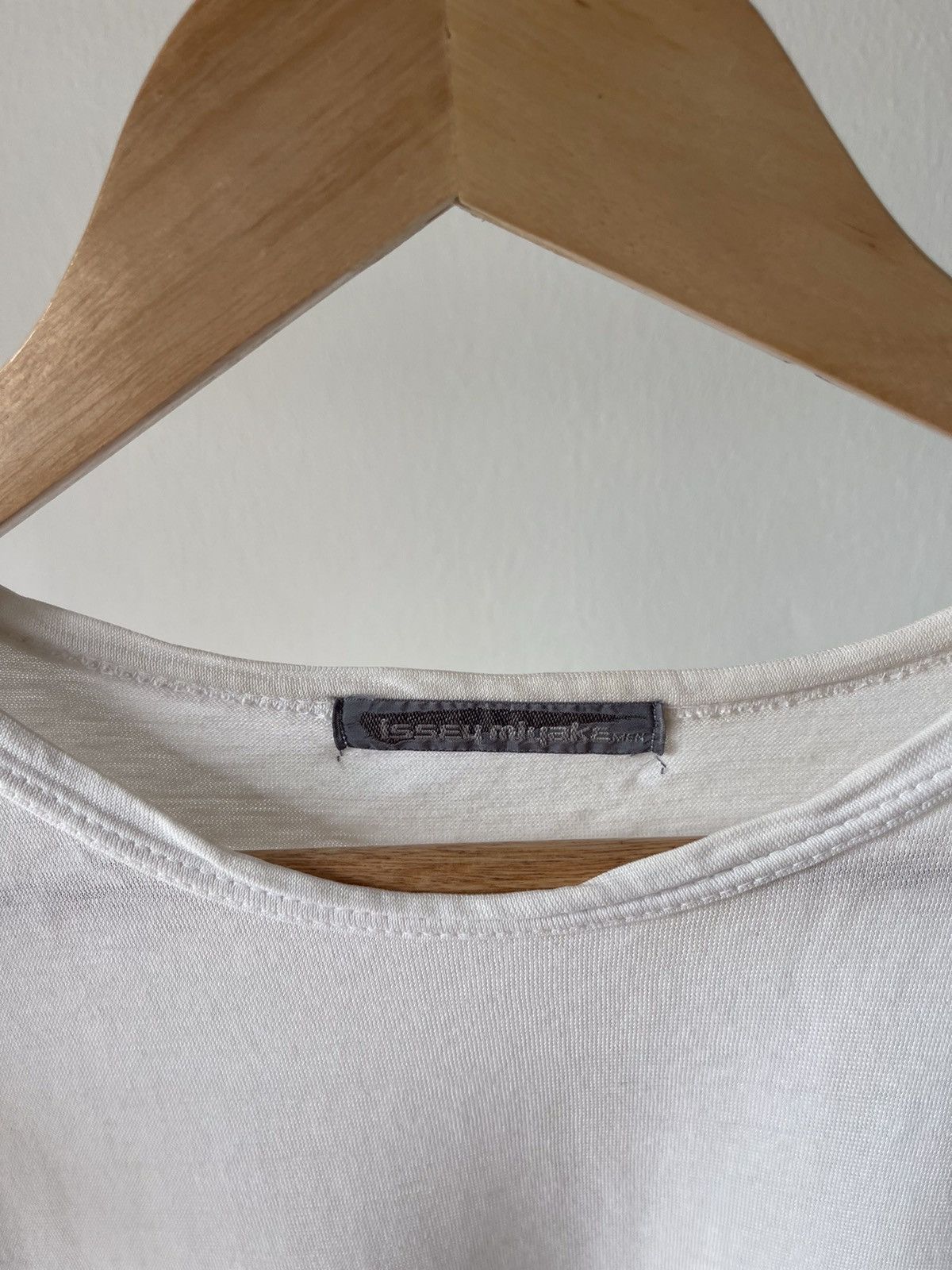 Issey Miyake 80s Issey Miyake Spellout Logo Tee A1 Size US M / EU 48-50 / 2 - 7 Thumbnail