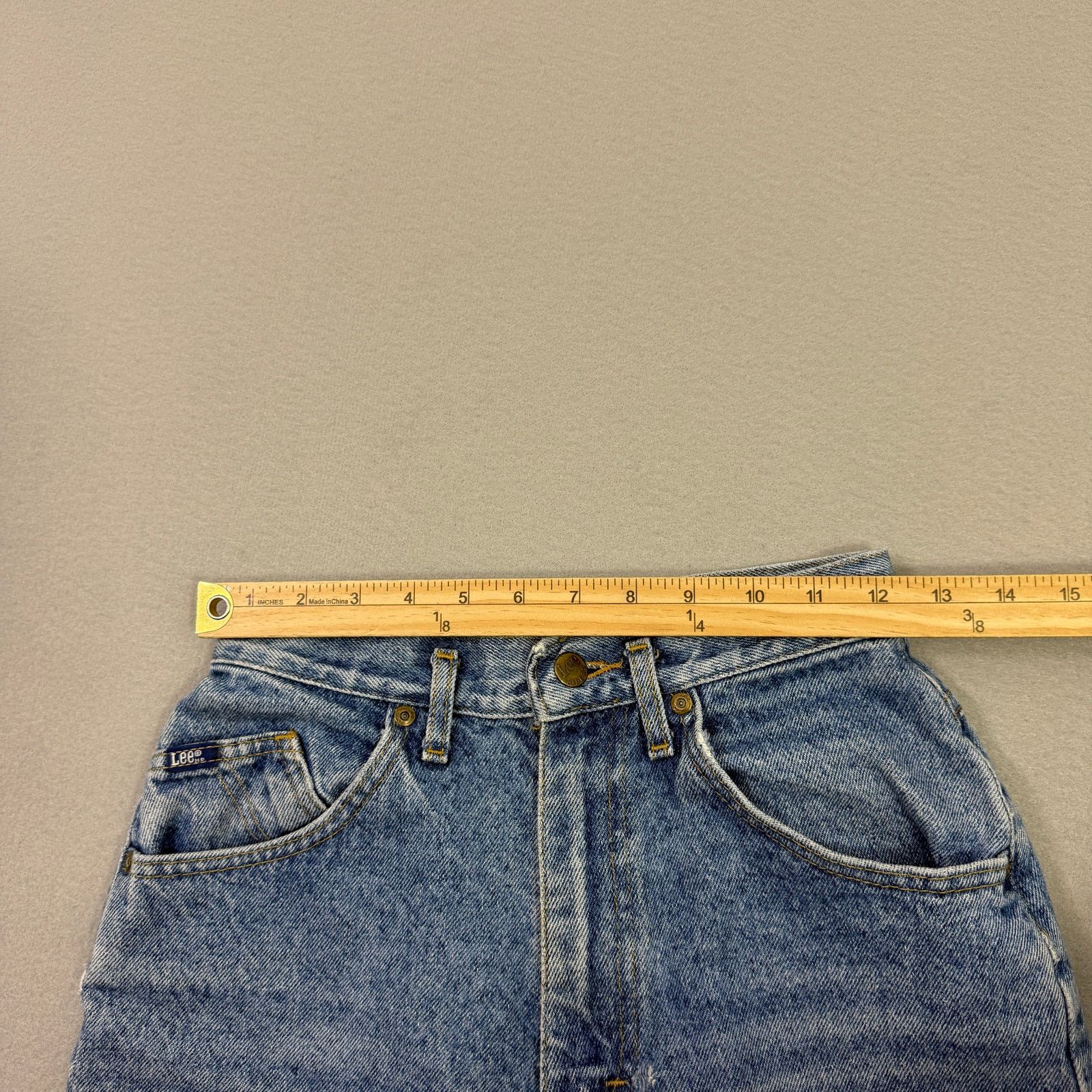 Vintage Vintage Lee Jeans Women's 7 Med (24x29) Faded High Rise Mom Size 24" / US 00 / IT 34 - 9 Thumbnail