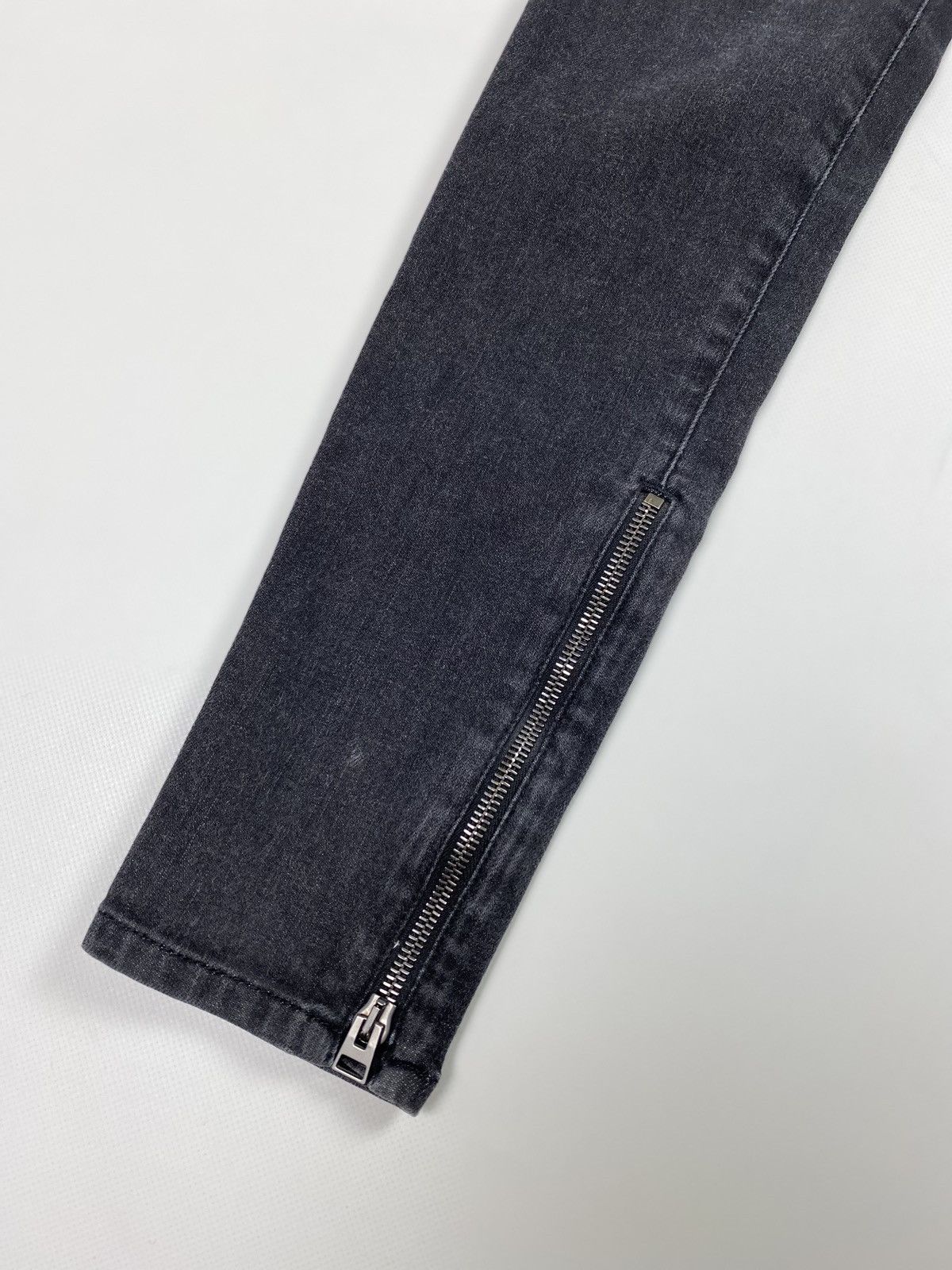 Tom Ford Tom Ford ladies ankle zip skinny jeans size 28 Size 28" / US 6 / IT 42 - 4 Thumbnail
