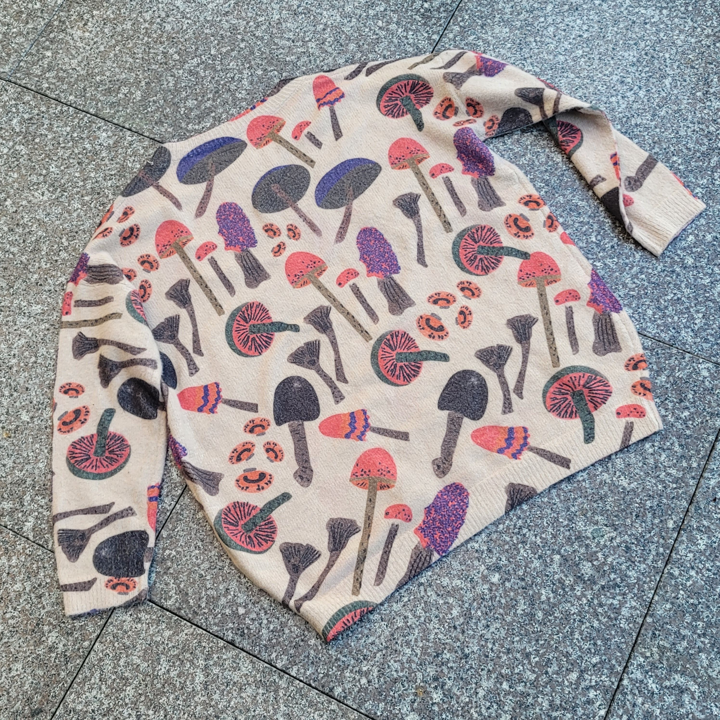 Other Oversized wool blend mushrooms sweater Size M / US 6-8 / IT 42-44 - 2 Thumbnail