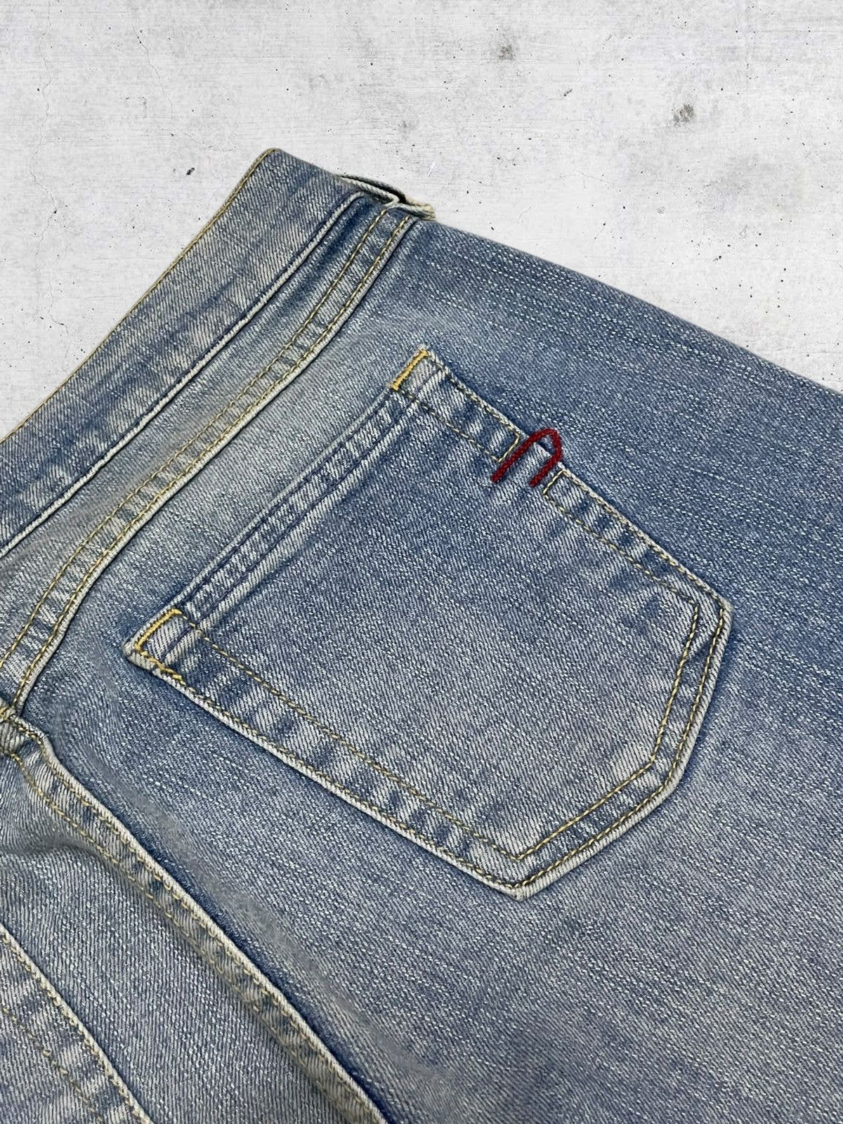 Diesel VINTAGE DIESEL INDUSTRY DESIGNER 90S BLUEWASHED FLARE DENIM Size US 28 / EU 44 - 16 Thumbnail
