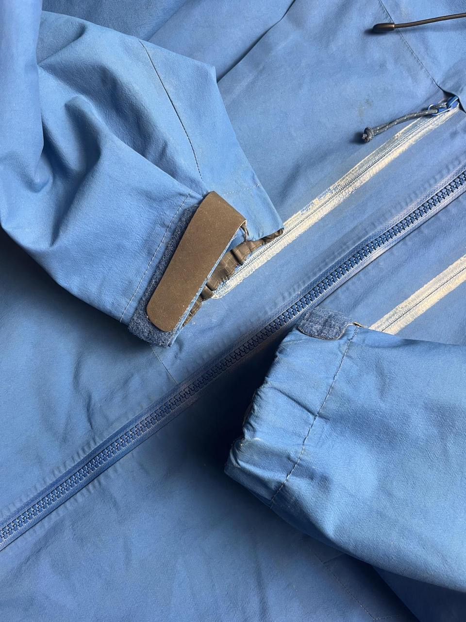 Arc'teryx 2000s arcteryx alpha sv gore tex pro jacket hiking outdoor Size US L / EU 52-54 / 3 - 16 Thumbnail