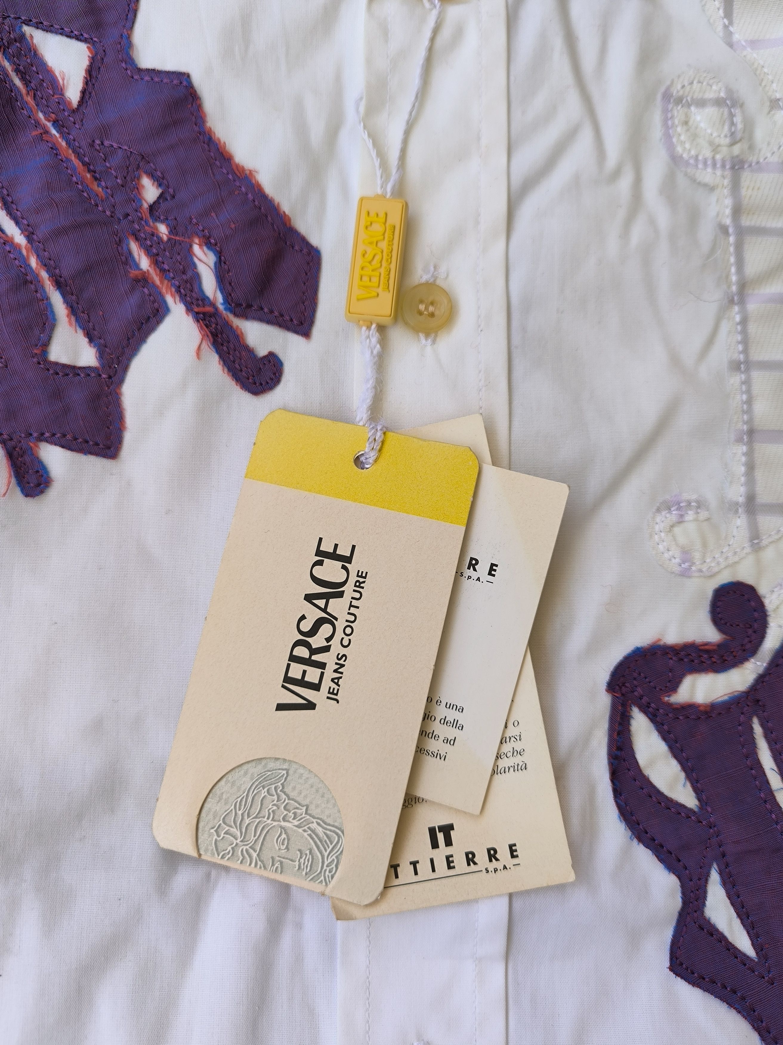 Versace Jeans Couture Vintage Versace Jeans Couture Graphic Appliqué Shirt NOS Size US M / EU 48-50 / 2 - 7 Thumbnail