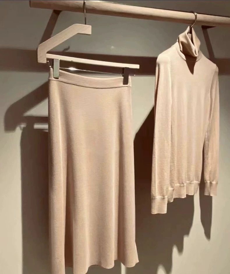 Loro Piana LORO PIANA Cashmere skirt Size 26" / US 2 / IT 38 - 1 Thumbnail