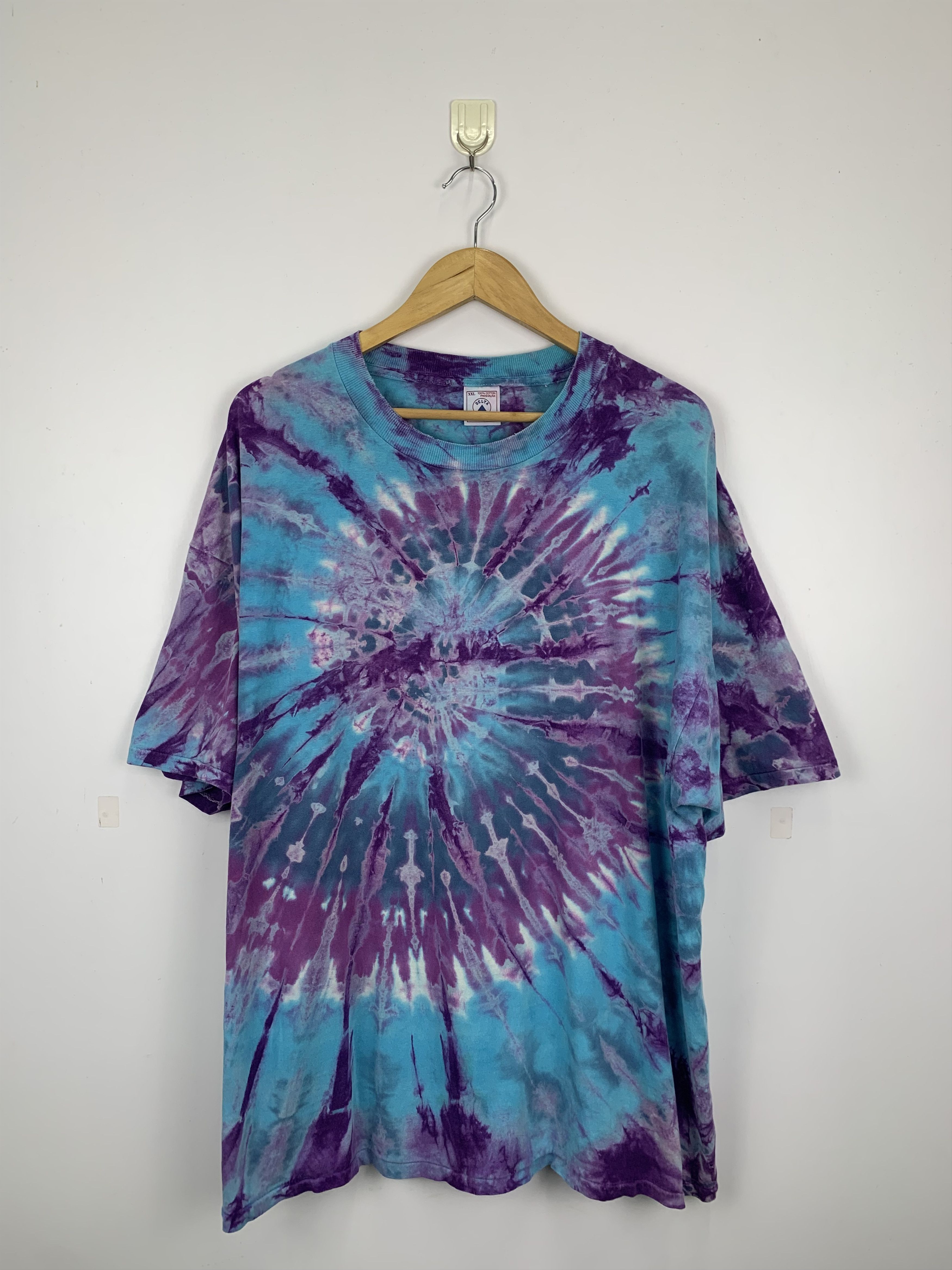 Vintage Vintage 90s Tiedye Tee TA0053 Size US XXL / EU 58 / 5 - 1 Thumbnail