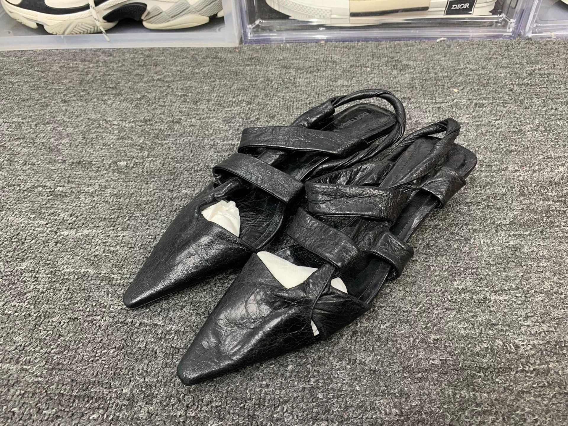 Bottega Veneta Bottega Veneta Black Sandals us_6 Women Size US 6 / IT 36 - 1 Thumbnail