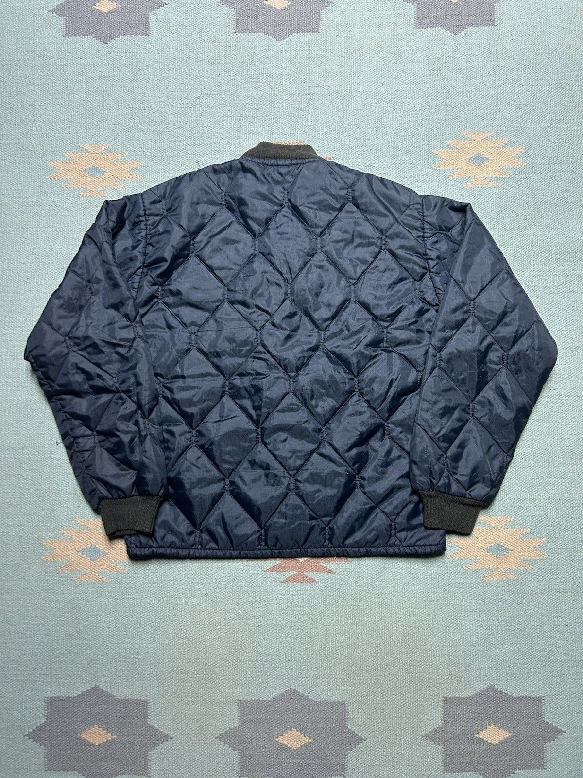 Vintage Vintage 1960s diamond quilted jacket navy zip nylon small Size US S / EU 44-46 / 1 - 7 Thumbnail