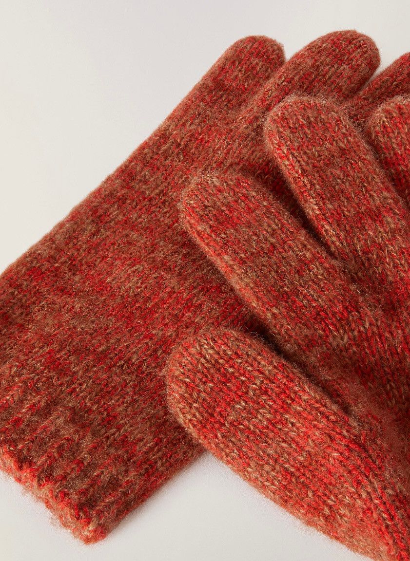 Loro Piana o1srvl11e0325 FAM6943 Size: OS / Gloves in Brick Red Size ONE SIZE - 2 Thumbnail