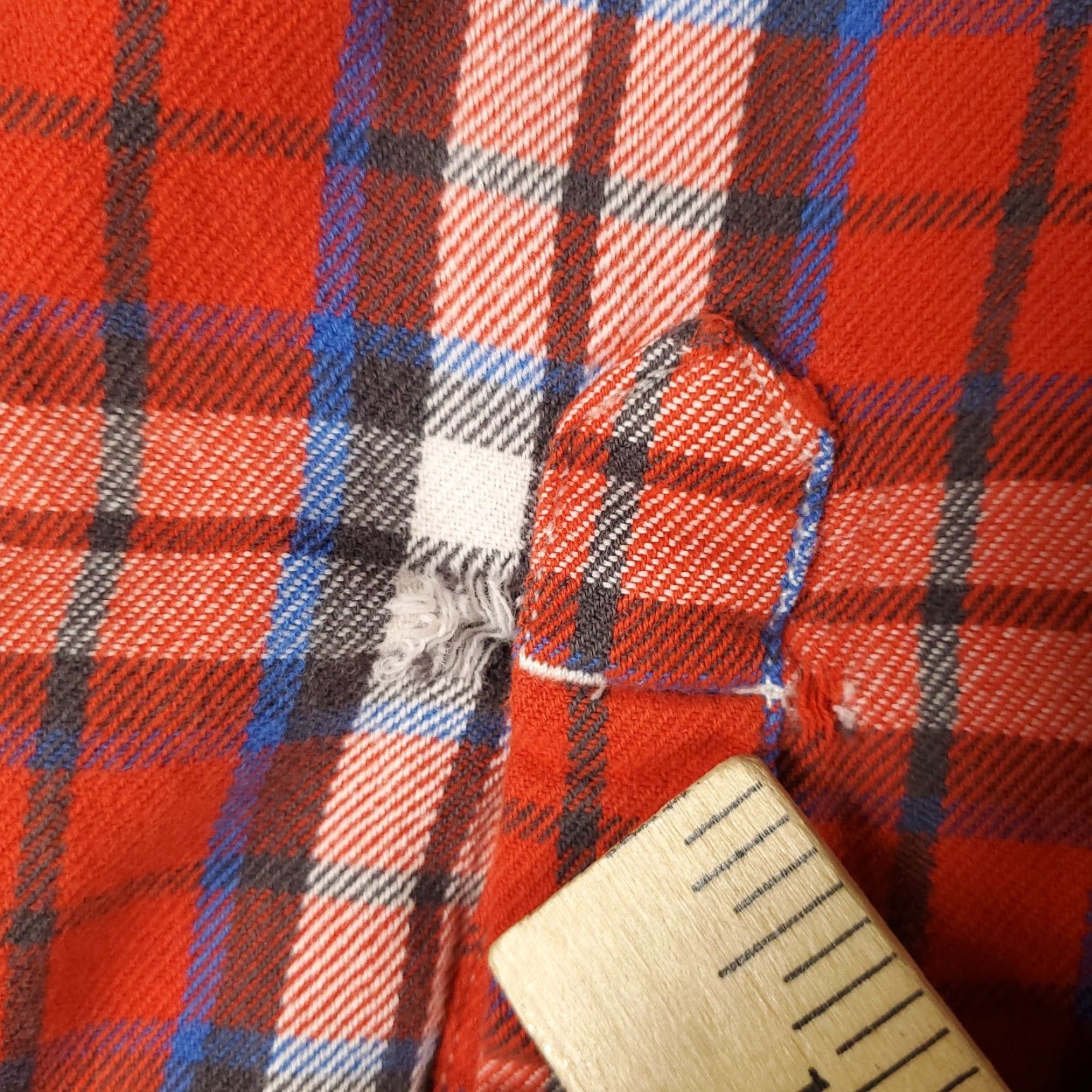 The North Face VINTAGE The North Face Shirt Mens L Red Plaid Flannel Button-Up Long Sleeve Size US L / EU 52-54 / 3 - 3 Thumbnail