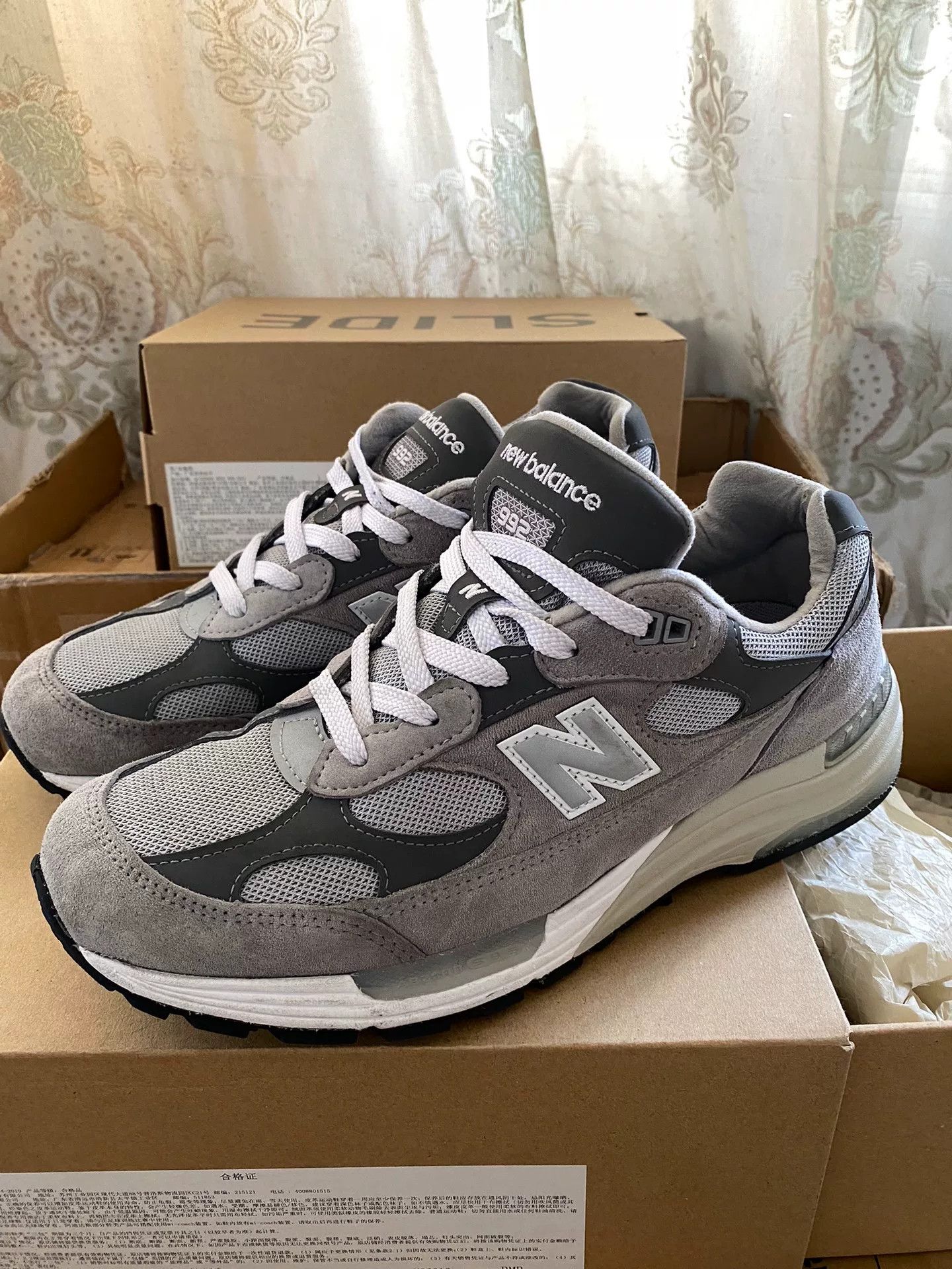 New Balance New Balance Gray Lowtop Sneakers 9 Men Size US 9 / EU 42 - 1 Thumbnail