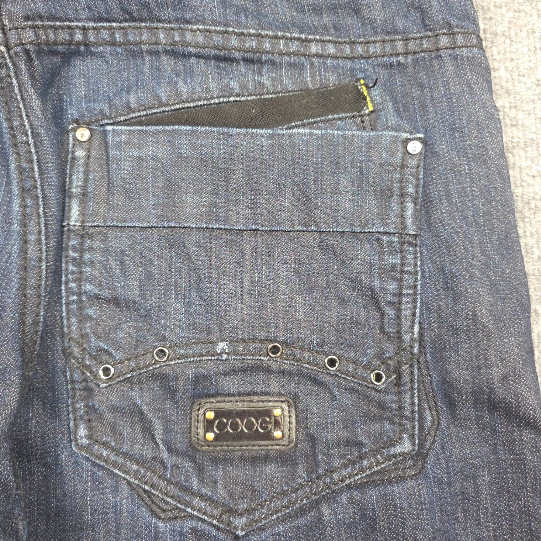 Coogi VINTAGE COOGI Jeans Baggy Wide Leg Men's 36 x 34 Dark Wash Y2K Hip Hop Leather Cotton Denim Logo Embroidered Pockets Mens Size US 36 / EU 52 - 6 Thumbnail