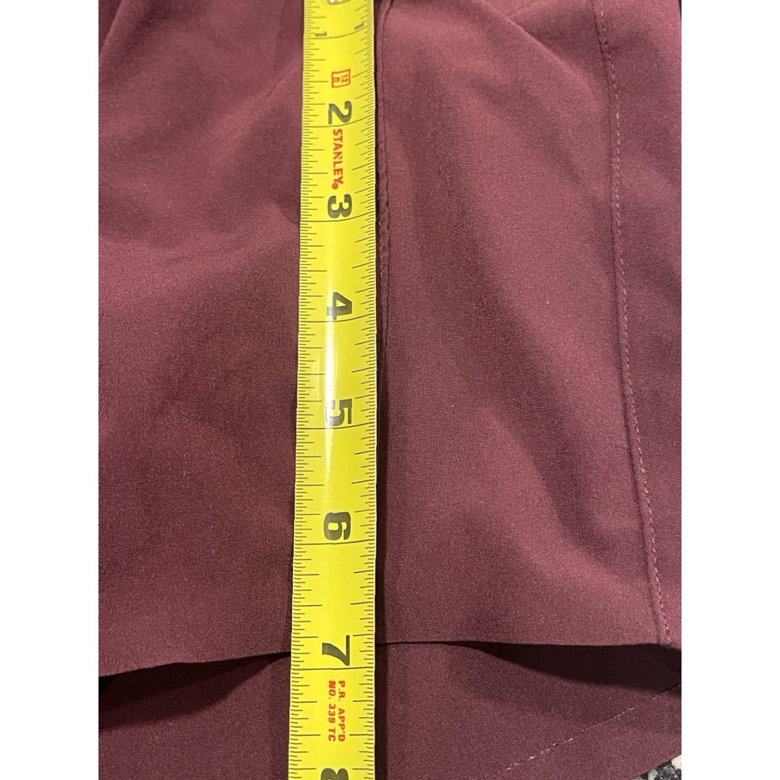 Ten Thousand Ten Thousand Interval Shorts Mens Large 7" Burgundy Polyester Blend Lined Pockets Athletic 7 in Inseam Cross Training Running Gym Track & Field Size US 33 - 4 Thumbnail