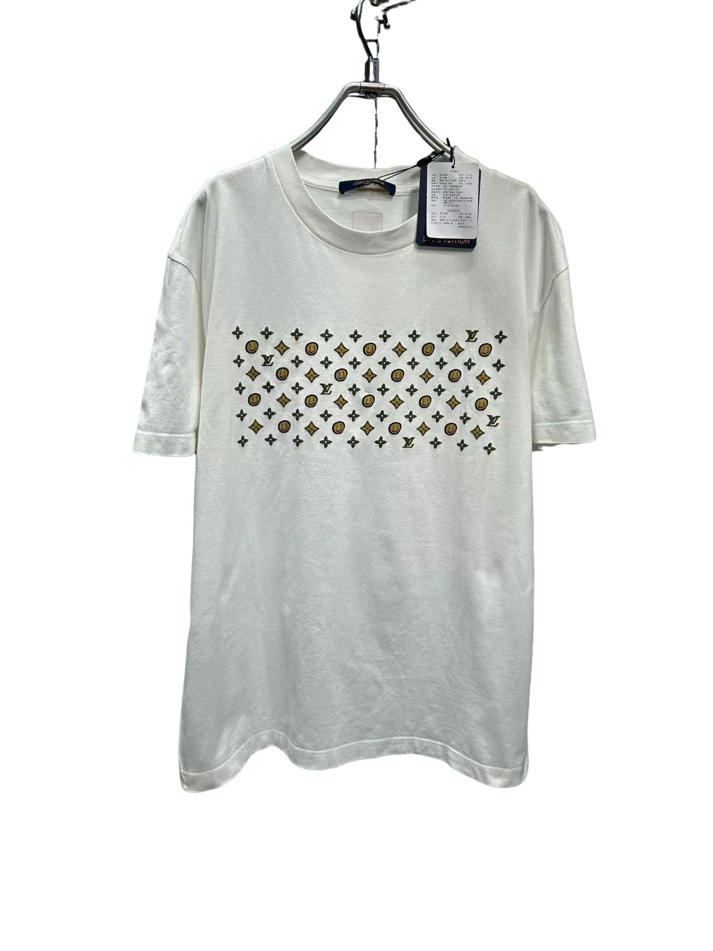 Louis Vuitton Louis Vuitton x CPFM Smiley Logo T-Shirt Size L Size US L / EU 52-54 / 3 - 1 Thumbnail