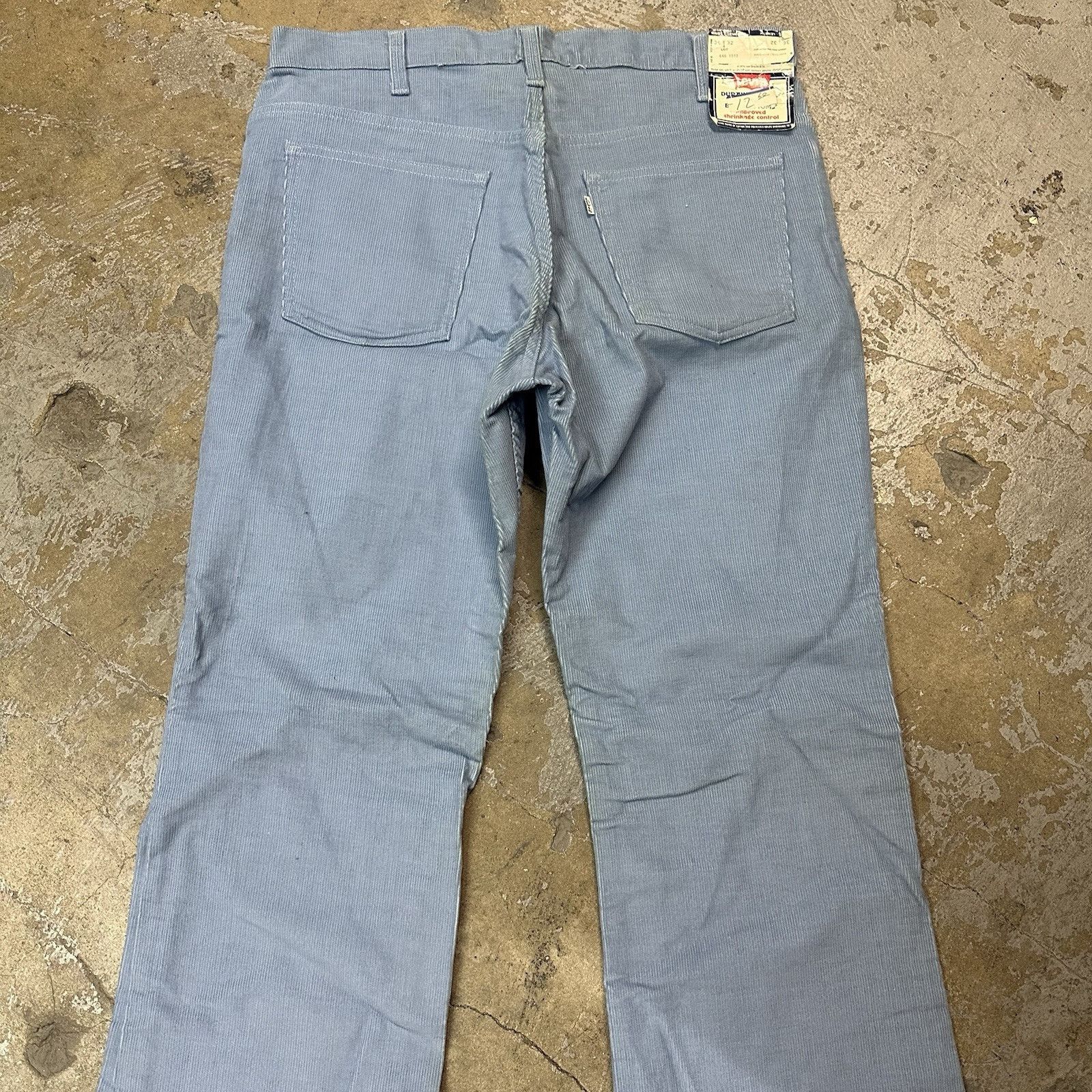 Levi's × Vintage NWT Vintage 70s Levi’s 646 Corduroy Bell Bottom Pants 36x32 Size US 36 / EU 52 - 5 Thumbnail