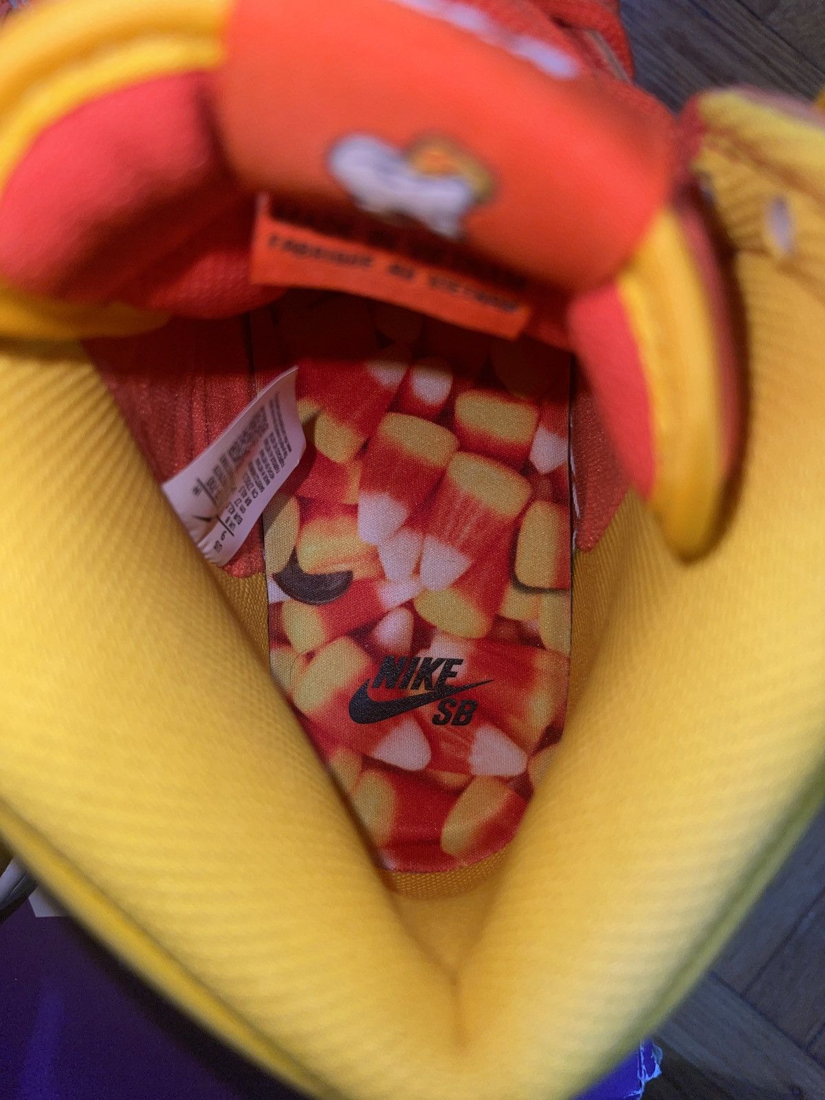 Nike SB Nike SB Dunk High x Sweet Tooth Candy Corn Size US 9 / EU 42 - 13 Thumbnail