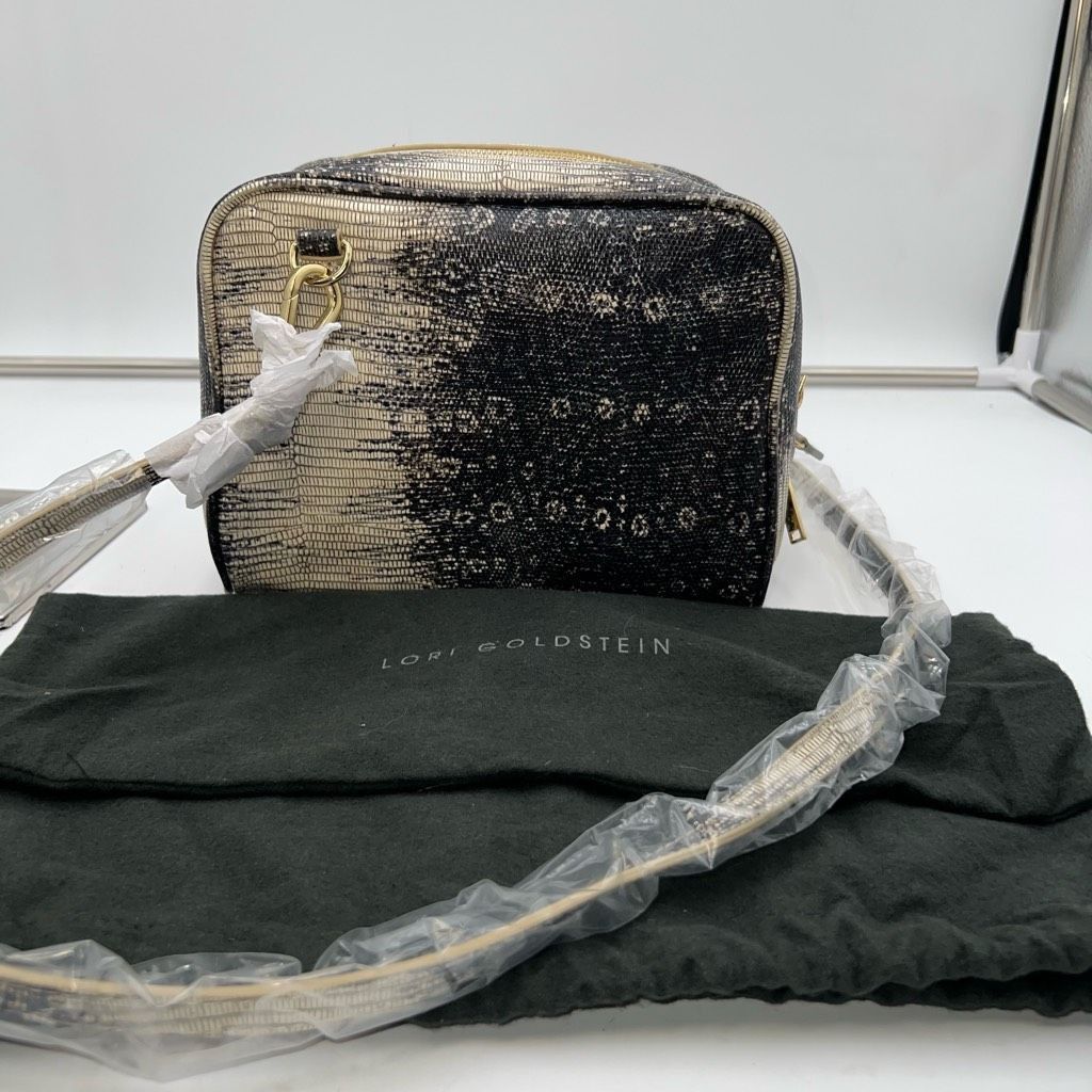 Other LOGO by Lori Goldstein Snakeskin Embossed and Pink Leather Double Zip Camera Crossbody Bag Size ONE SIZE - 1 Thumbnail