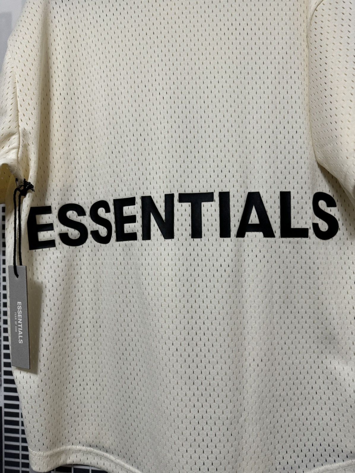 Fear of God 🔥 Fear of God Essentials Mesh T-Shirt Cream SZ XS Size US XS / EU 42 / 0 - 2 Thumbnail