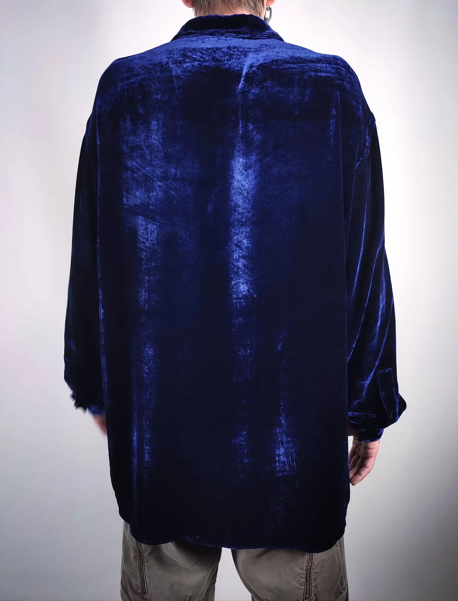 Versace Rare Versace V2 Classic Silk Mesh Velour Vintage Shirt Size US XL / EU 56 / 4 - 6 Thumbnail