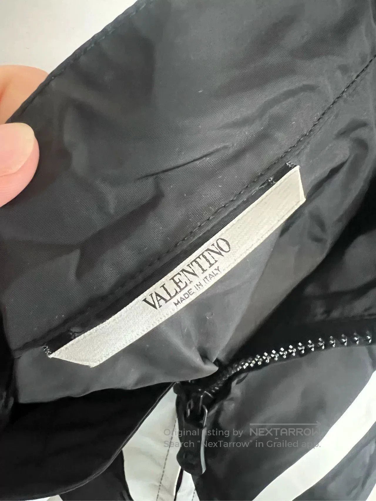 Valentino Valentino Large Logo Zip Jacket. Size US XL / EU 56 / 4 - 3 Thumbnail