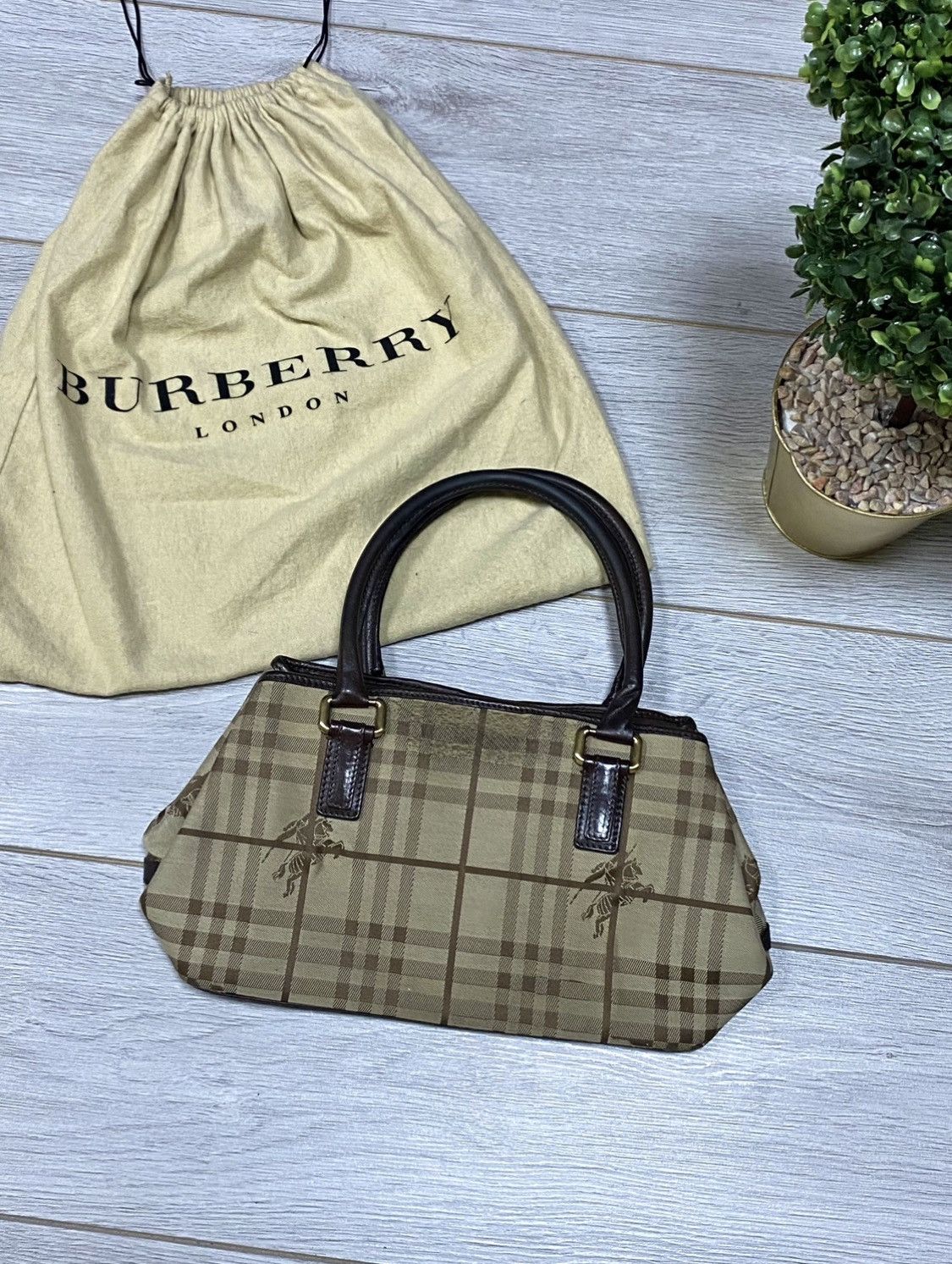 Burberry Burberry London bag nova check with dust bag Size ONE SIZE - 1 Thumbnail
