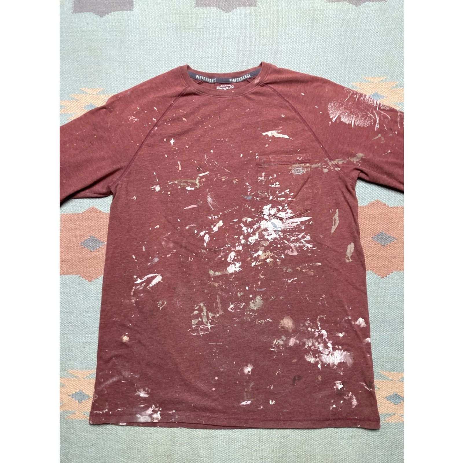 Dickies VINTAGE Dickies pocket T-shirt long sleeve temp IQ paint splatter maroon burgundy M Red Mens T-Shirt Long Sleeve Pocket 21” 28.5” Size US M / EU 48-50 / 2 - 4 Thumbnail