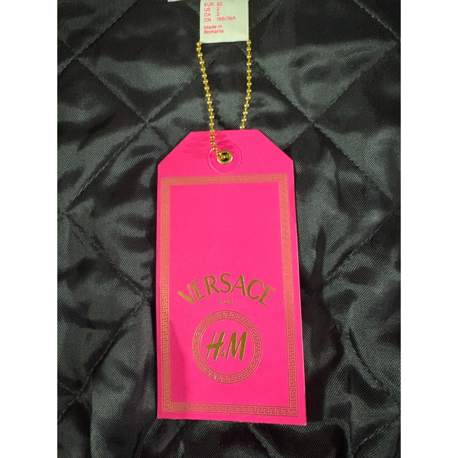 Versace Versace for H&M Runway Leopard Print Quilted Bomber Jacket s Size XS / US 0-2 / IT 36-38 - 3 Thumbnail