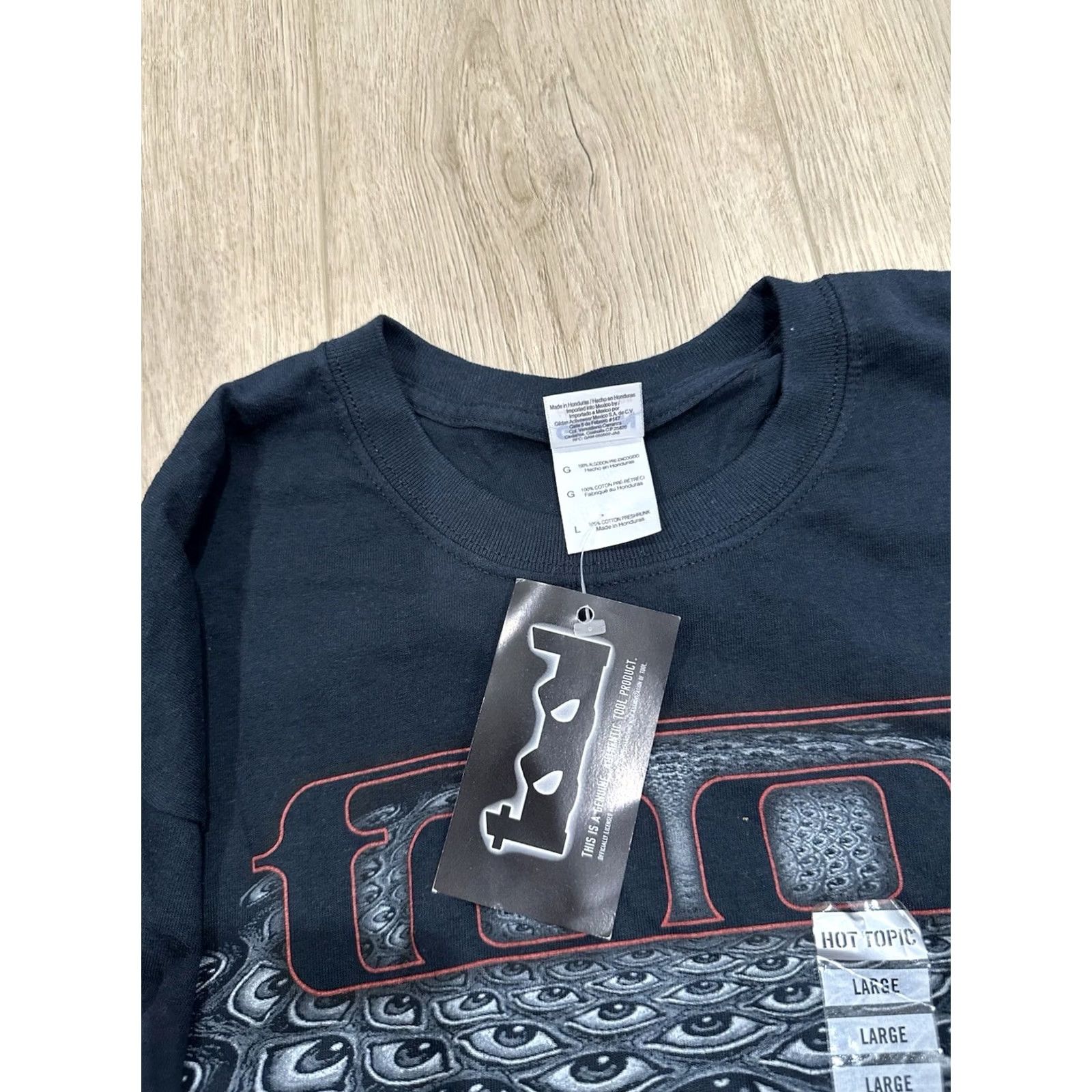 Gildan NWT Vintage Tool 2010 Shirt Mens Large Black Eye Double Sided Los Angeles Size US L / EU 52-54 / 3 - 6 Thumbnail