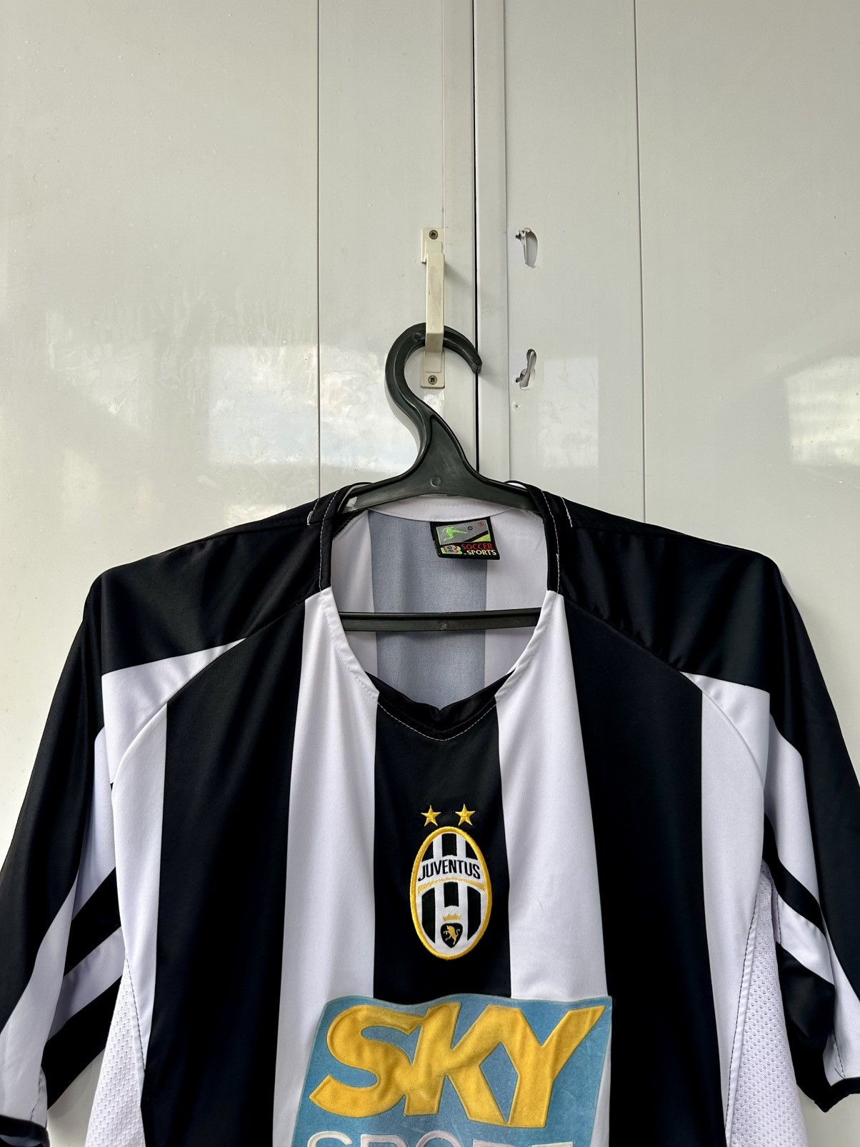 Other Vintage Soccer Jersey Juventus Style Size US L / EU 52-54 / 3 - 7 Thumbnail