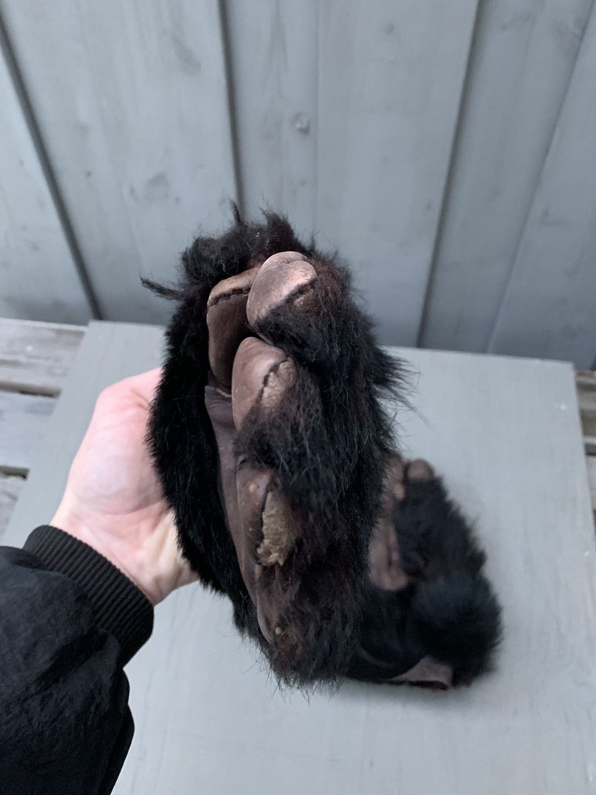 Vintage Antique Bear Fur Gloves True Vintage Bearskin Monkey Paw Mit Size ONE SIZE - 10 Thumbnail