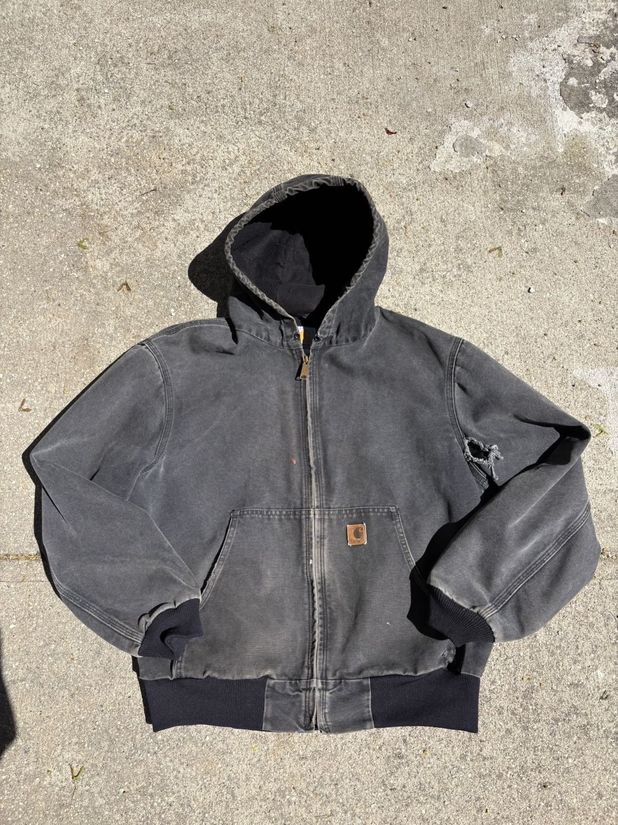 Supreme Vintage Carhartt Active Jacket, Faded Black Size US L / EU 52-54 / 3 - 5 Thumbnail