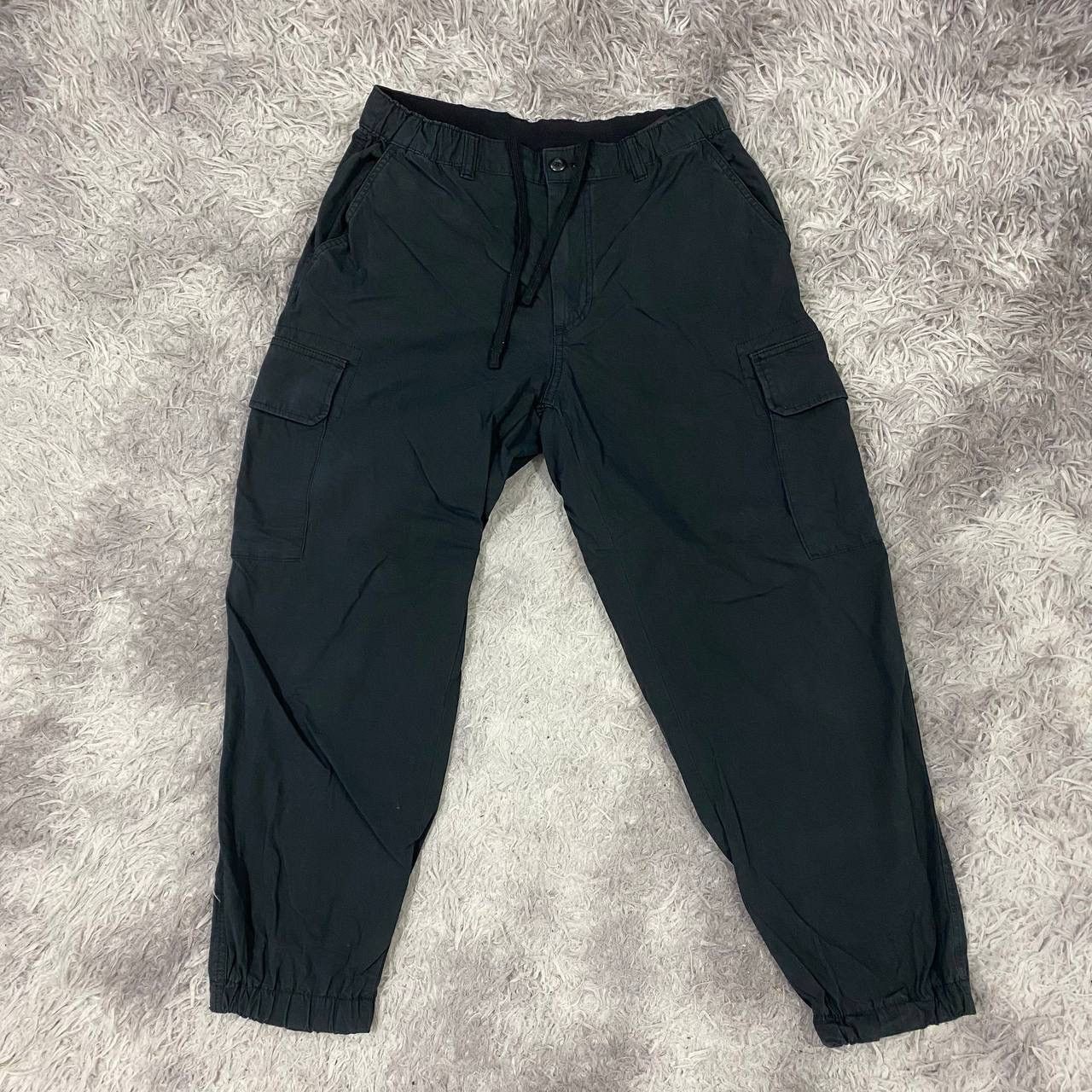 Uniqlo Uniqlo cargo pants Size US 35 - 1 Thumbnail