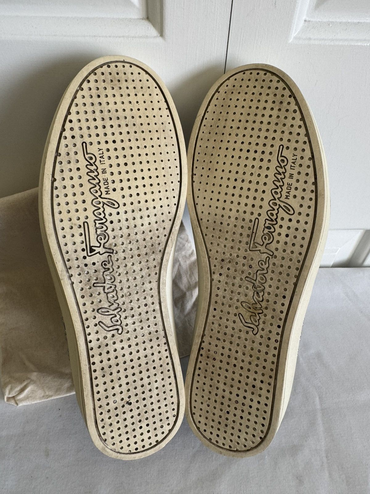 Salvatore Ferragamo SALVATORE FERRAGAMO Navy Leather Studded Slip-on Sneakers 8 Size US 8 / IT 38 - 7 Thumbnail