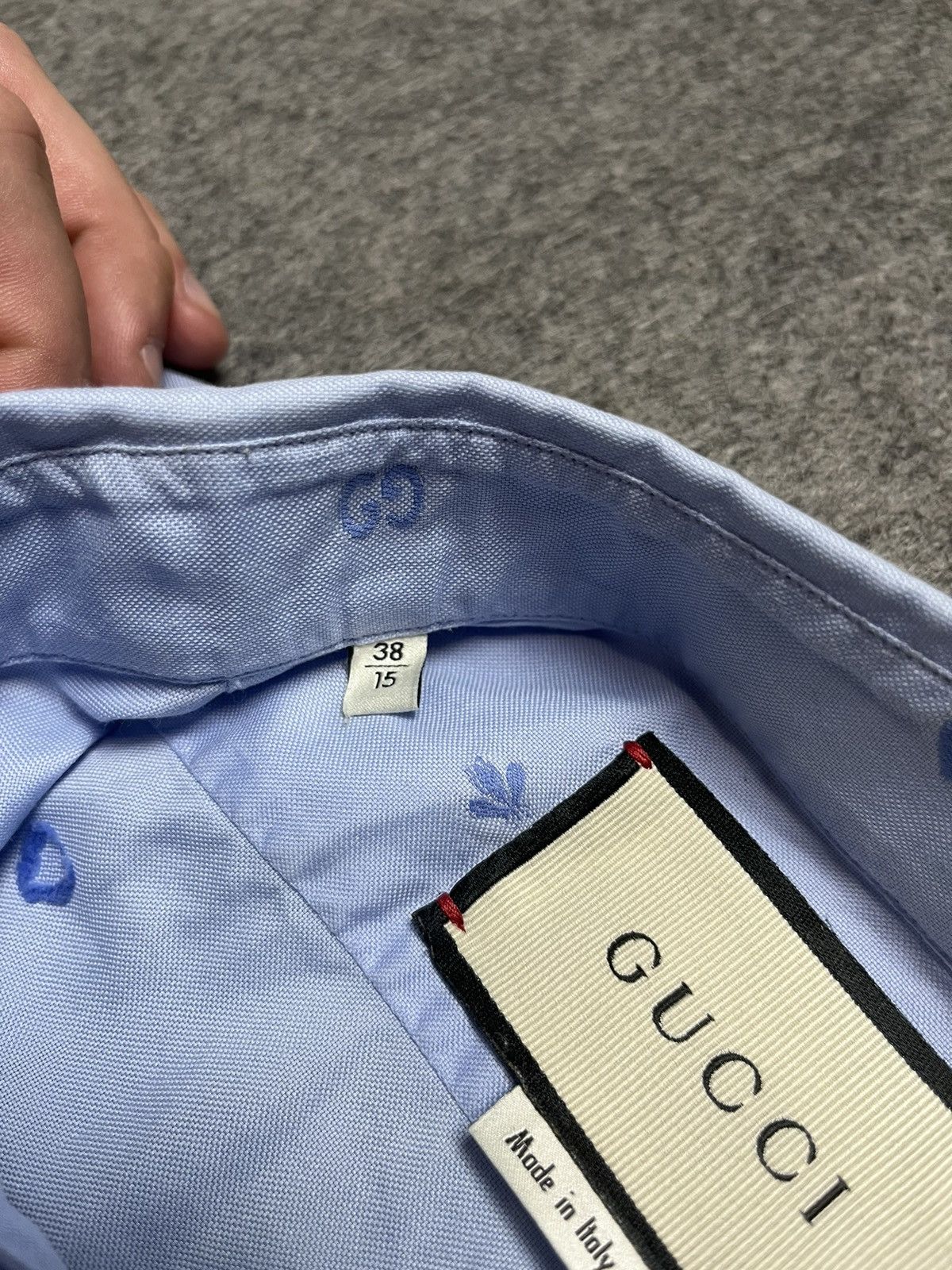 Gucci Gucci symbols shirt Size US S / EU 44-46 / 1 - 7 Thumbnail