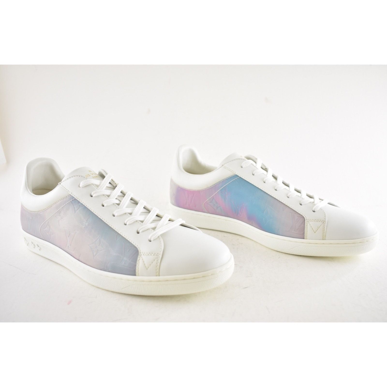 Louis Vuitton Louis Vuitton Luxembourg Prism White Monogram Logo Low Size US 9 / EU 42 - 3 Thumbnail
