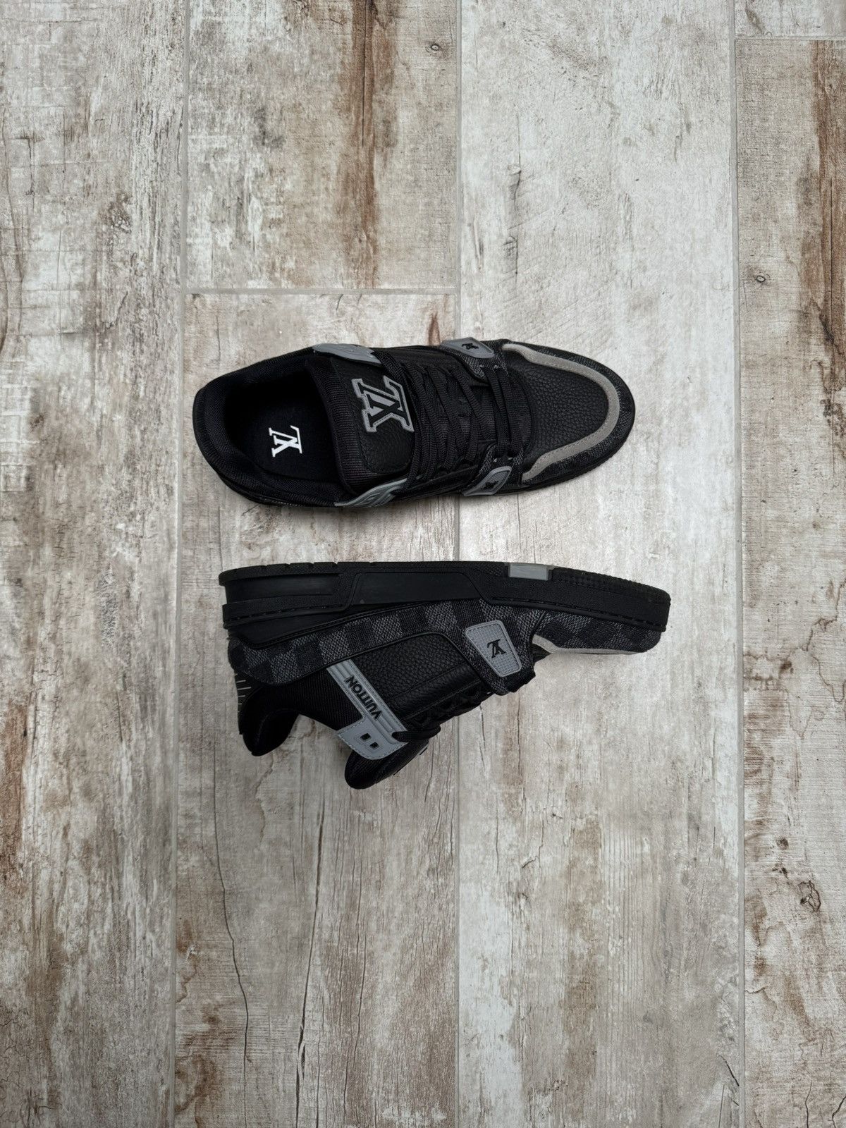 Other louis vuitton trainer Size US 9.5 / EU 42-43 - 2 Thumbnail