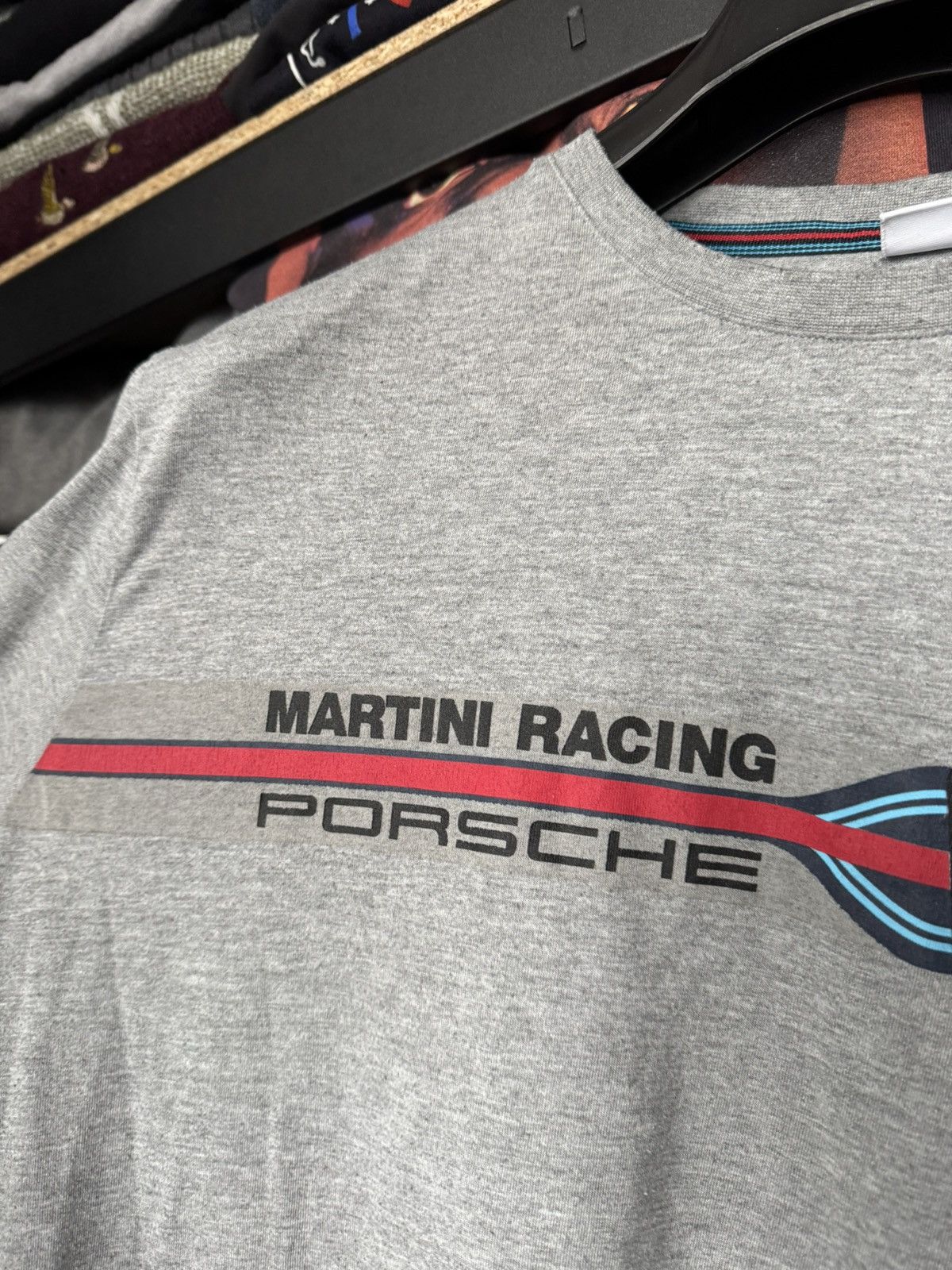 Porsche Design × Vintage Porsche Martini Racing tee vintage size L Size US L / EU 52-54 / 3 - 3 Thumbnail