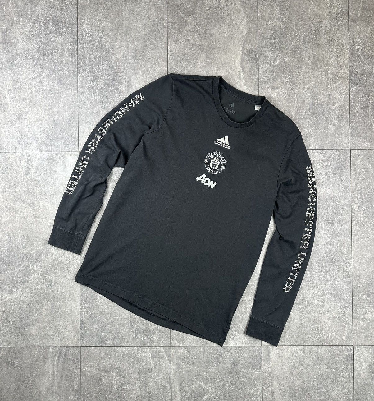 Adidas Adidas Manchester United 2019/20Training Cotton Long Sleeve Size US L / EU 52-54 / 3 - 1 Thumbnail