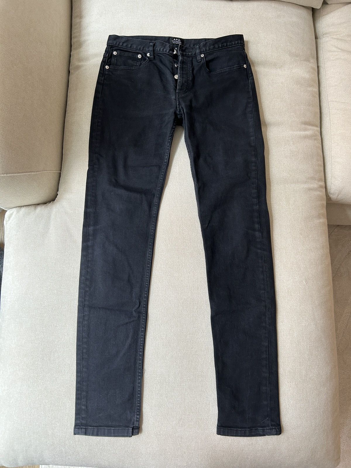 APC Petit Standard Black