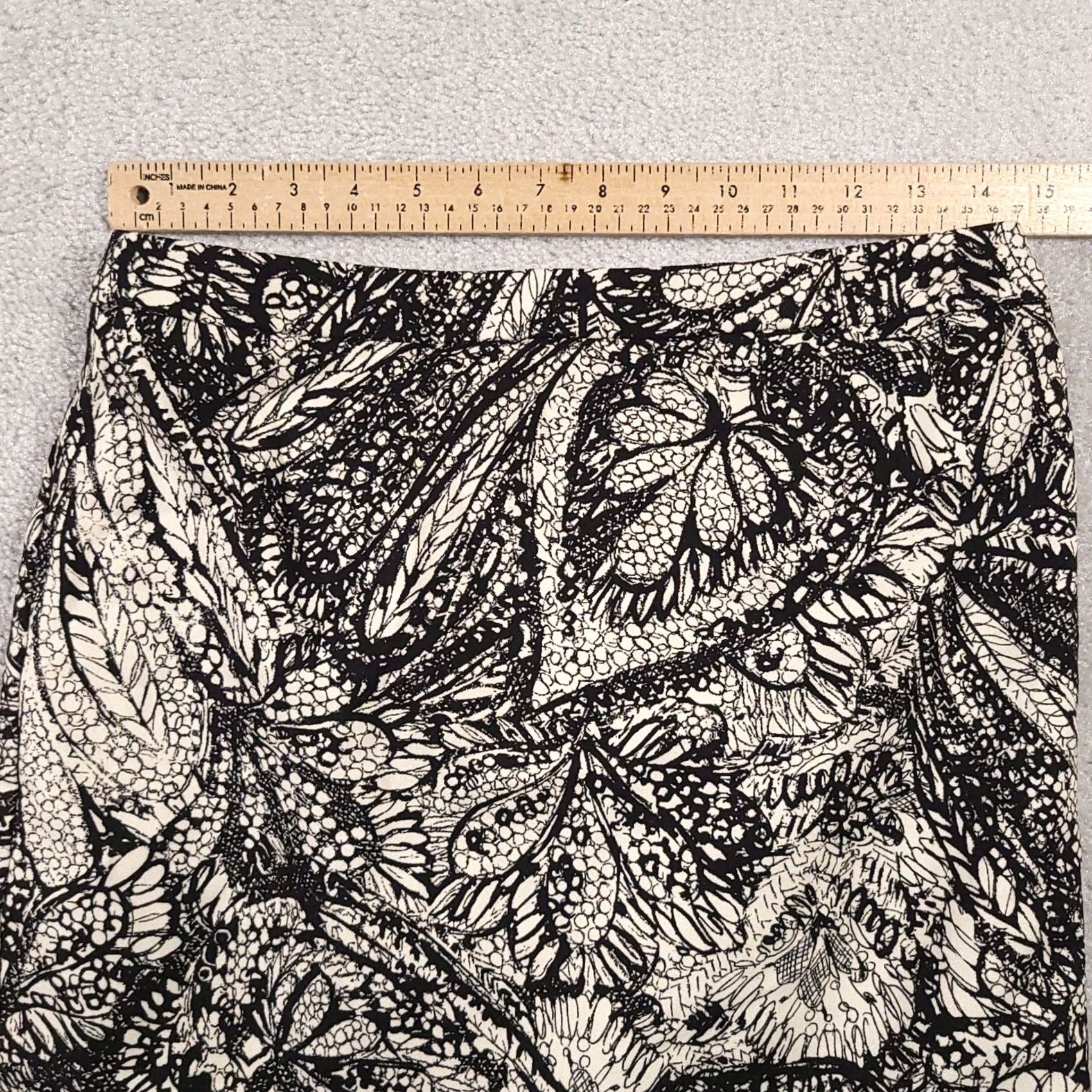 Loft Loft Pencil Skirt Womens 4 Black Ivory Paisley Print Lined Zip Slit - Silk Satin Knit Size 27" / US 4 / IT 40 - 5 Thumbnail