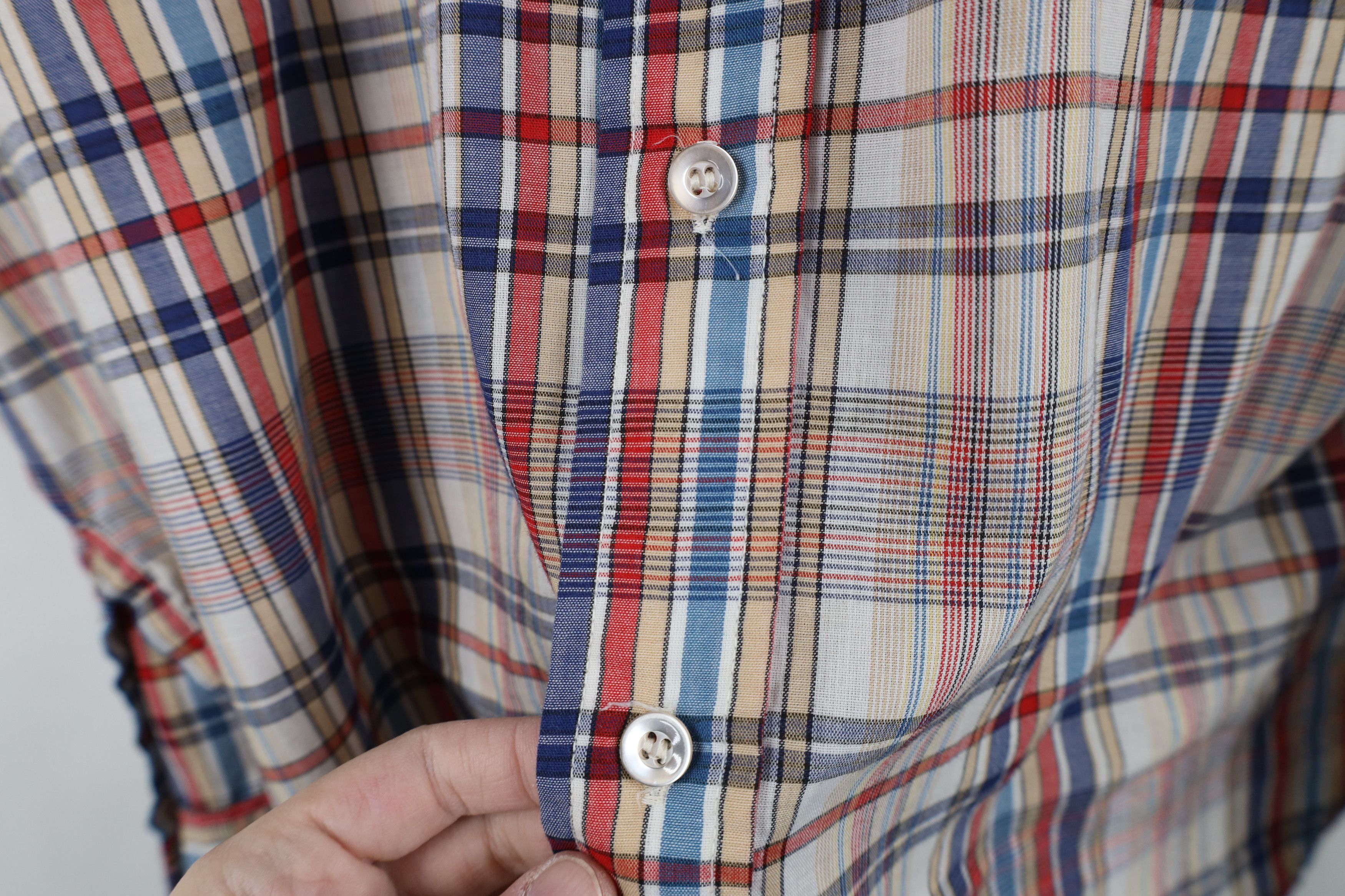 Levi's Vintage 70s 80s Levis Rainbow Collared Button Shirt USA Size US L / EU 52-54 / 3 - 6 Thumbnail