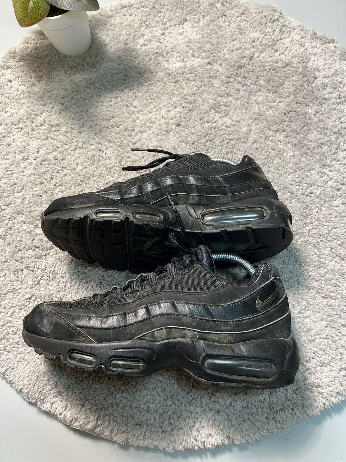 Nike Nike Air Max 95 Essential Triple Black Athletic Sneaker Size US 8.5 / EU 41-42 - 1 Thumbnail
