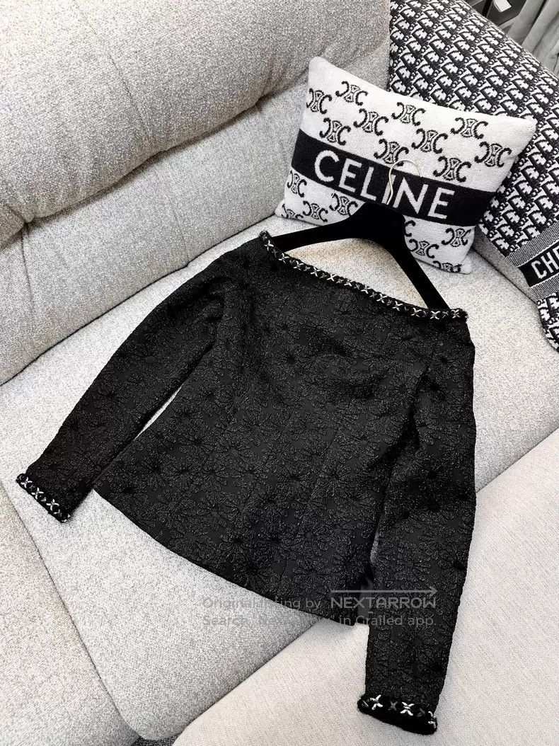 Chanel Chanel 21A Handicraft Workshop Castle Series Black Relief Size XXS / US 00 / IT 34 - 3 Thumbnail