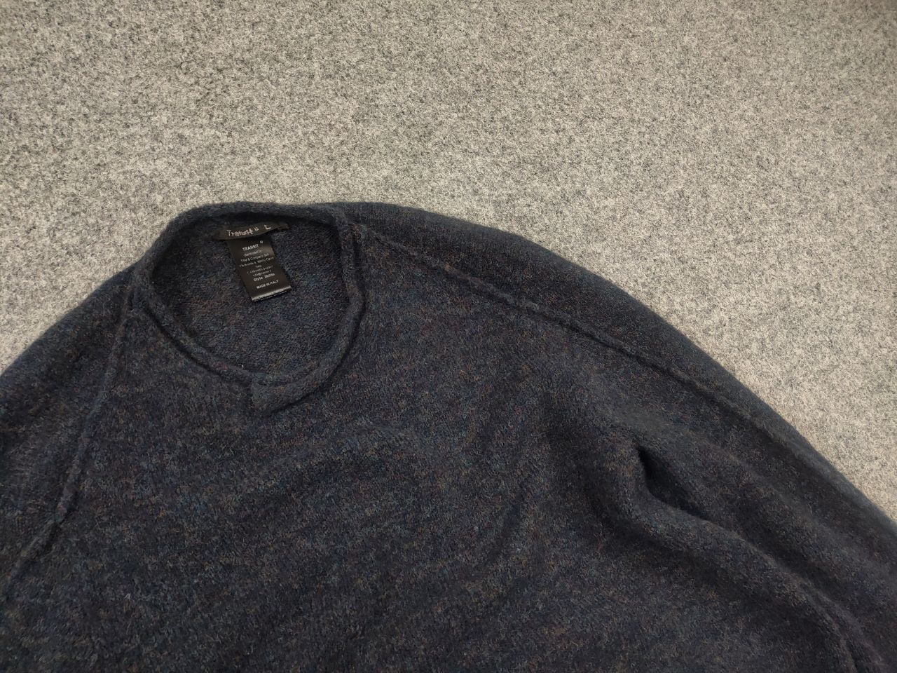 Transit Transit Design textured yarn sweater round neck Wool sweater Size US L / EU 52-54 / 3 - 6 Thumbnail